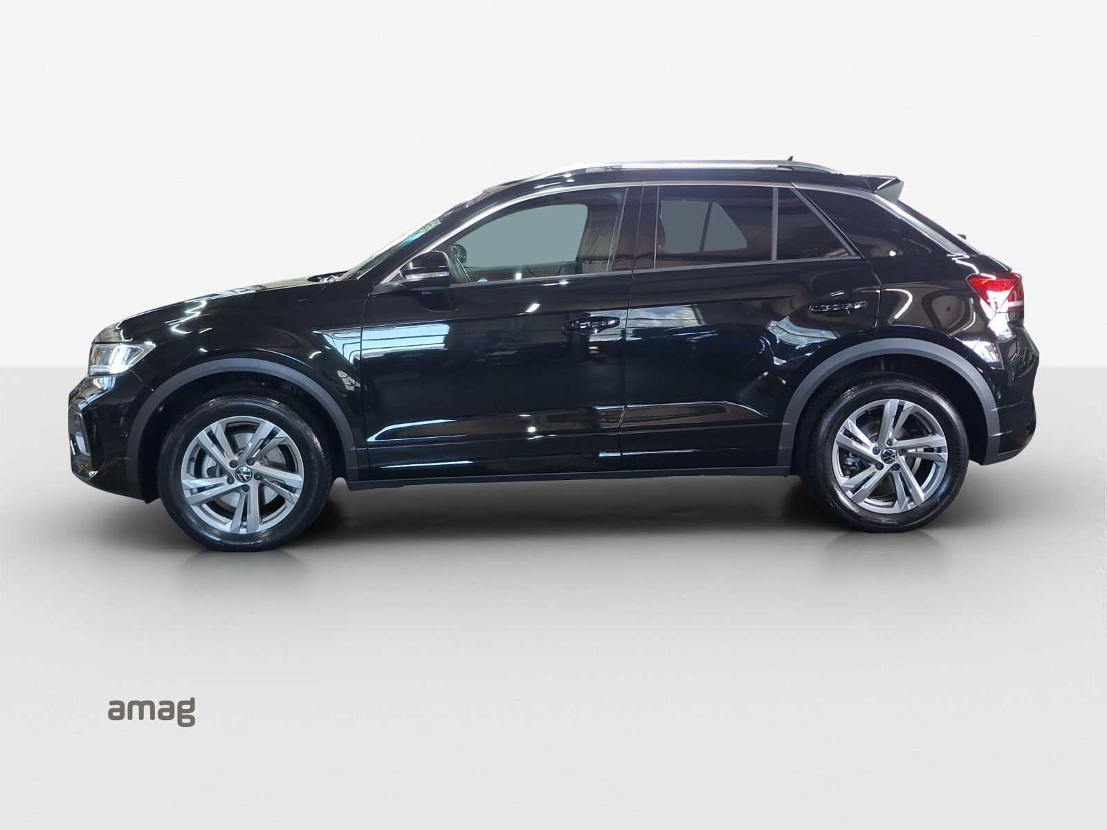 VW T-Roc 2.0 TSI R-Line DSG 4Motion-image-1