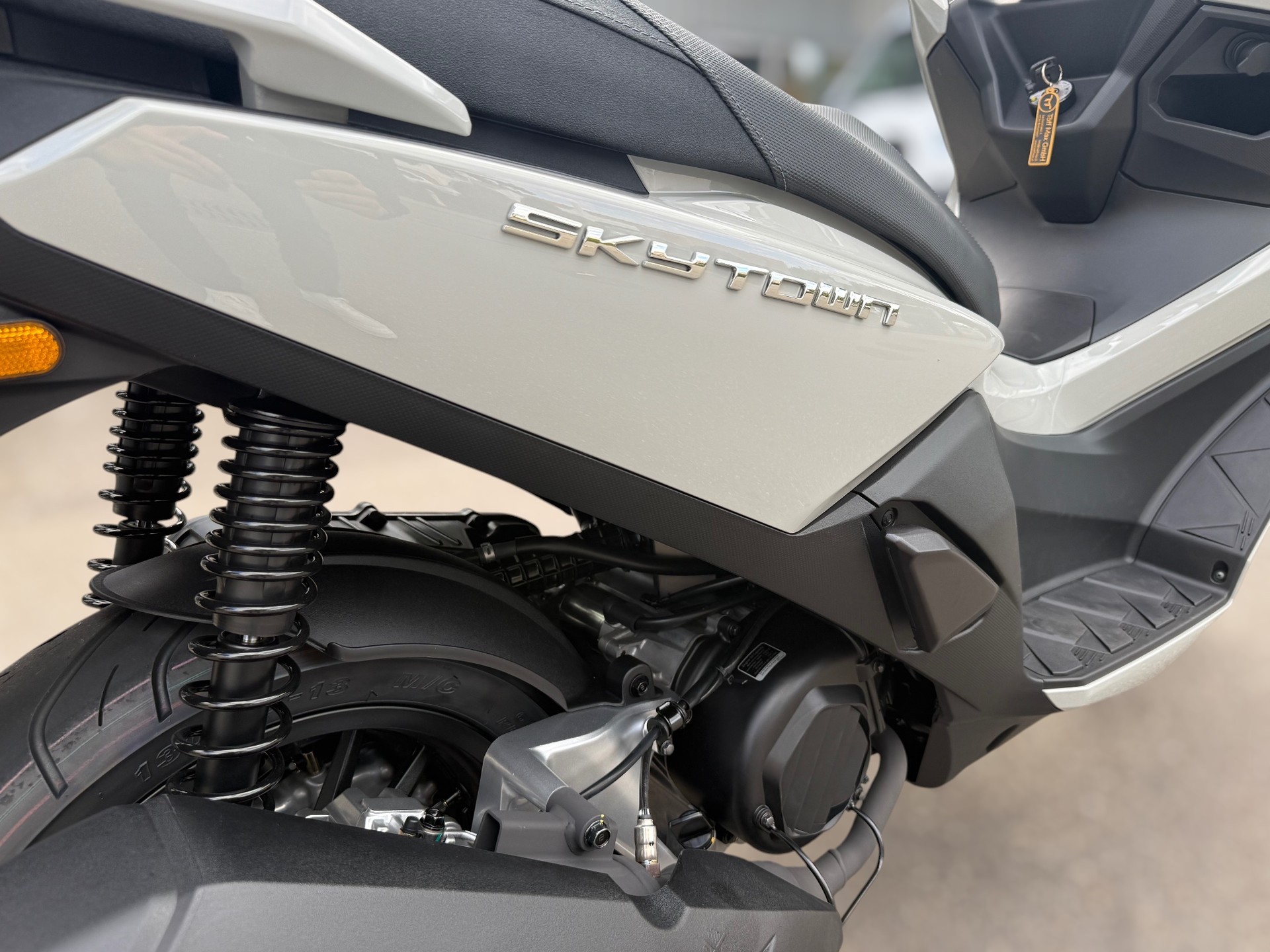 KYMCO Sky Town 125-image-7