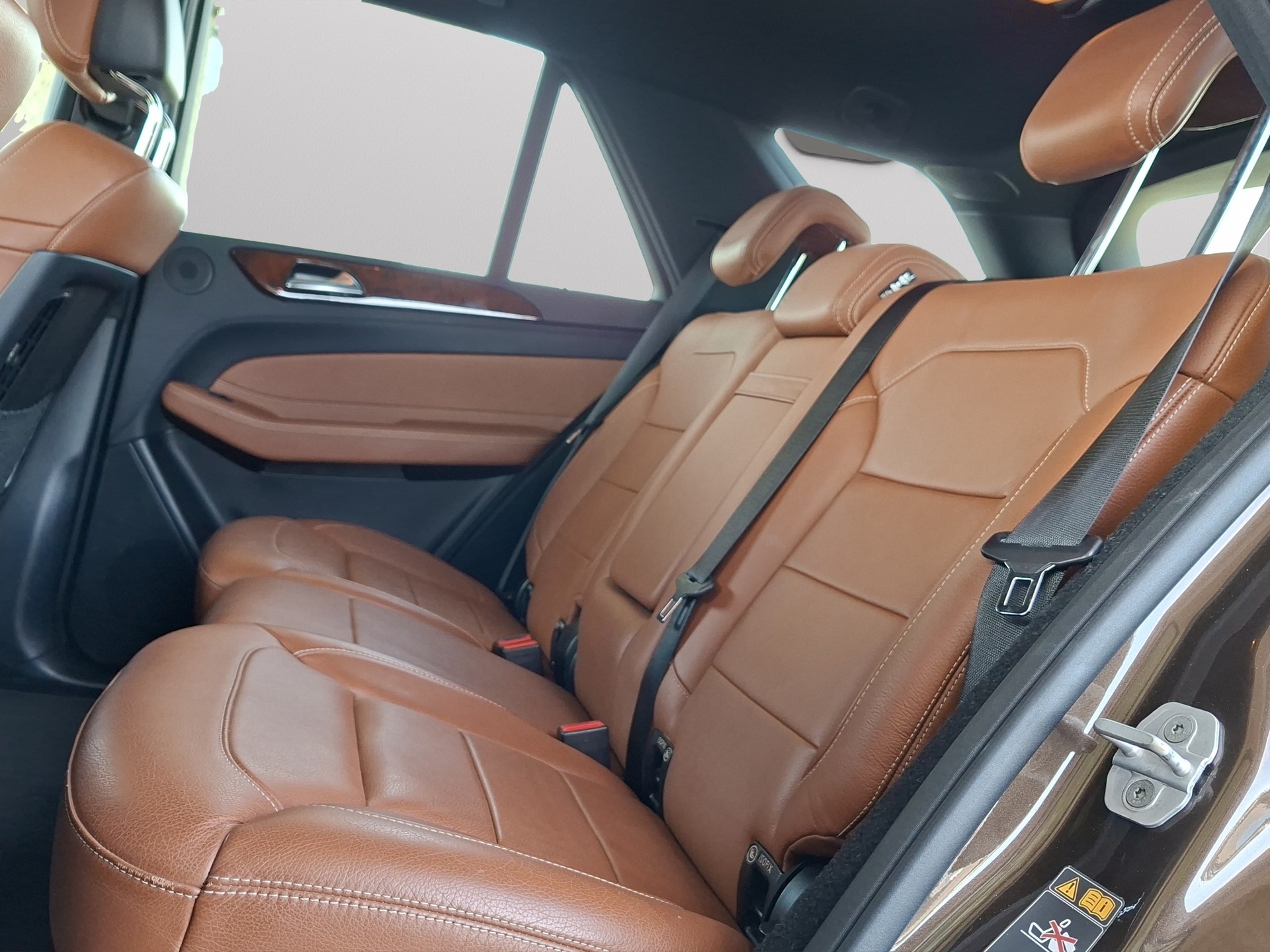 MERCEDES-BENZ GLE 500 e 4Matic 7G-Tronic-image-14