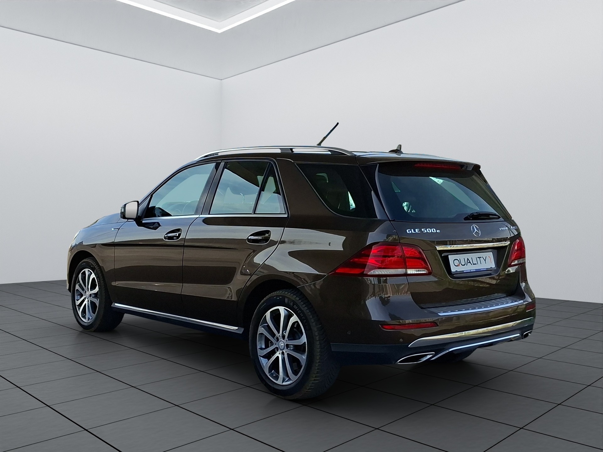 MERCEDES-BENZ GLE 500 e 4Matic 7G-Tronic-image-3