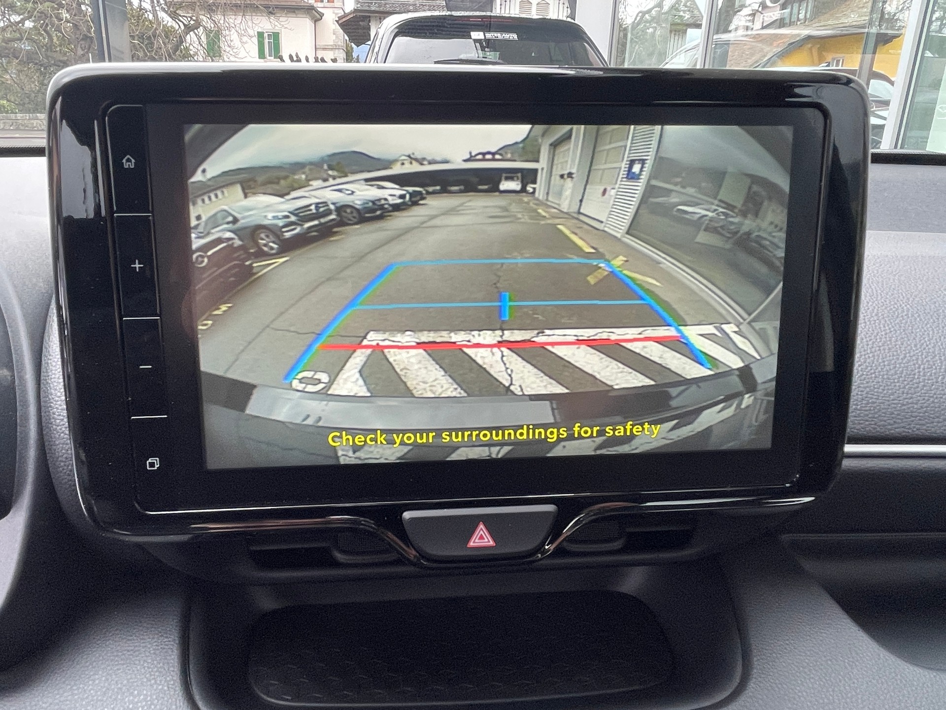 MAZDA 2 Hybrid Centre-line-image-9