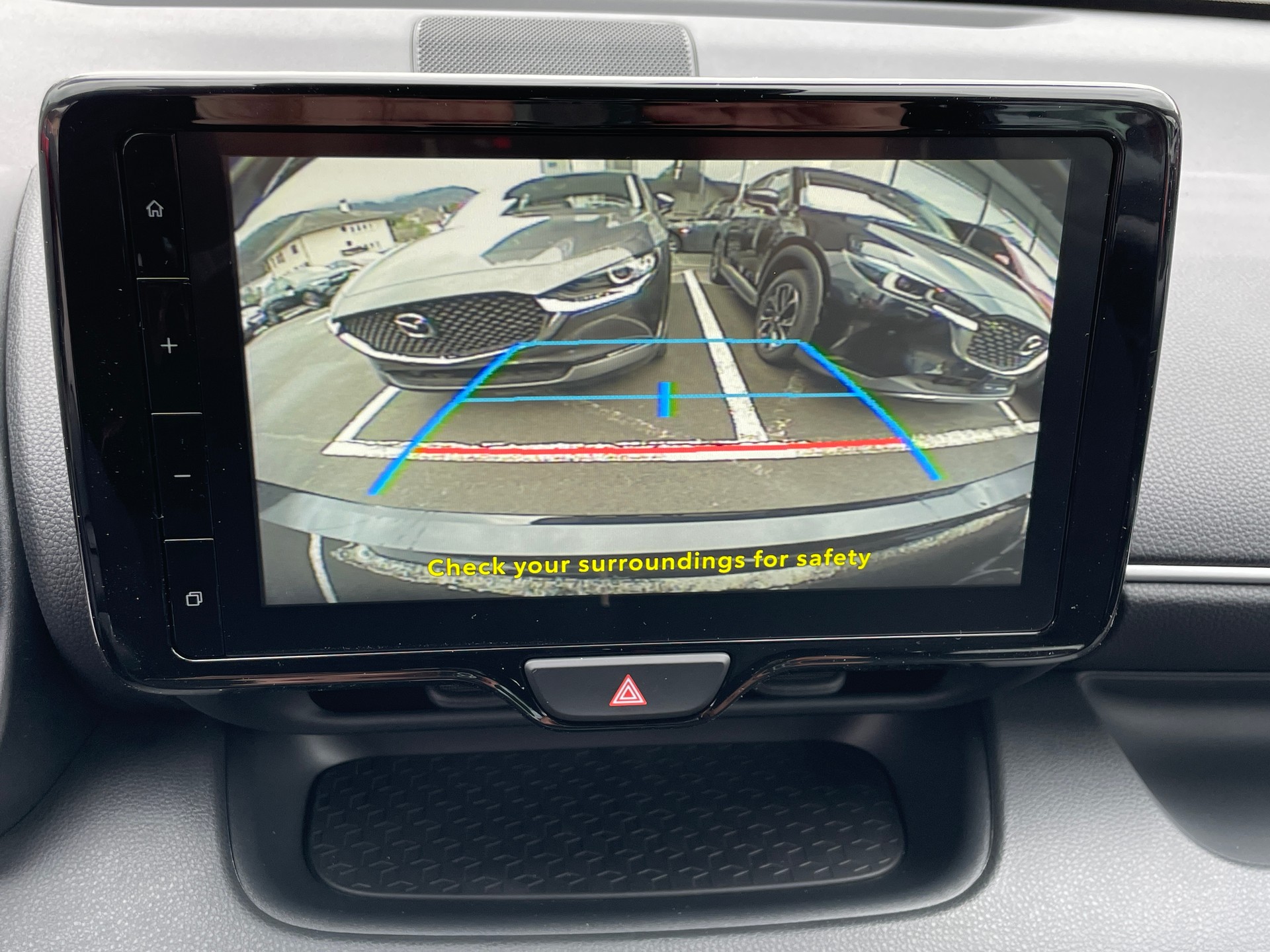 MAZDA 2 Hybrid Centre-line-image-12
