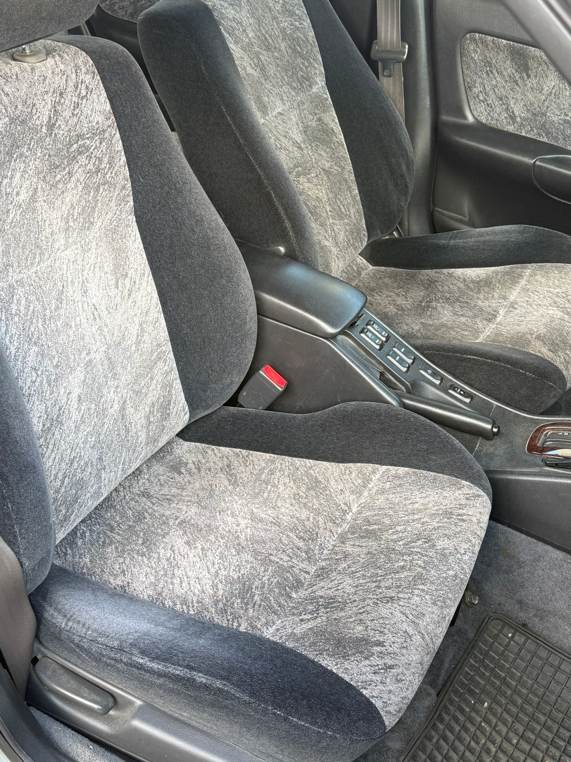 SUBARU Legacy 2.5 SST Limited A-image-5