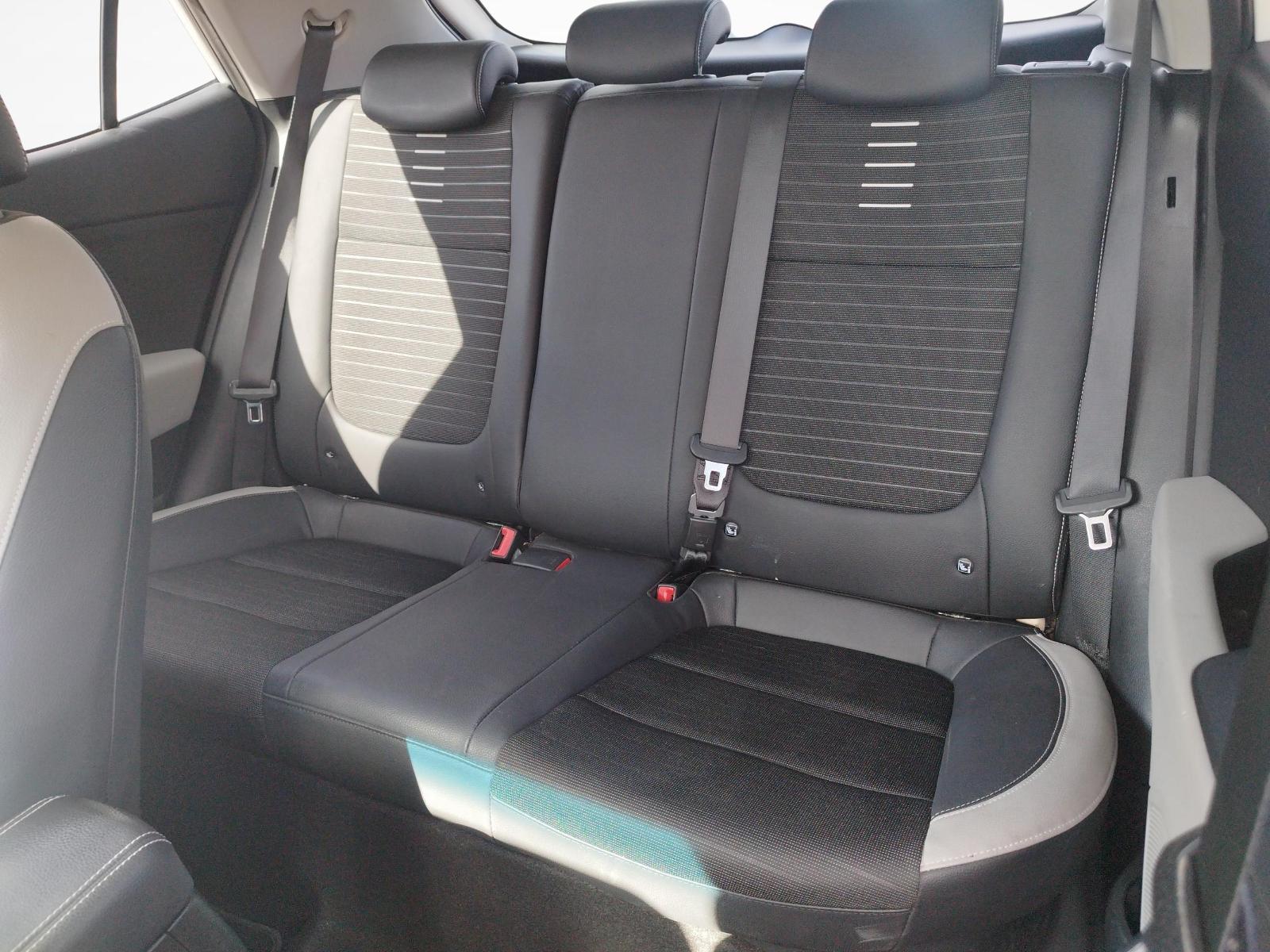 KIA Stonic 1.0 T-GDi-image-10