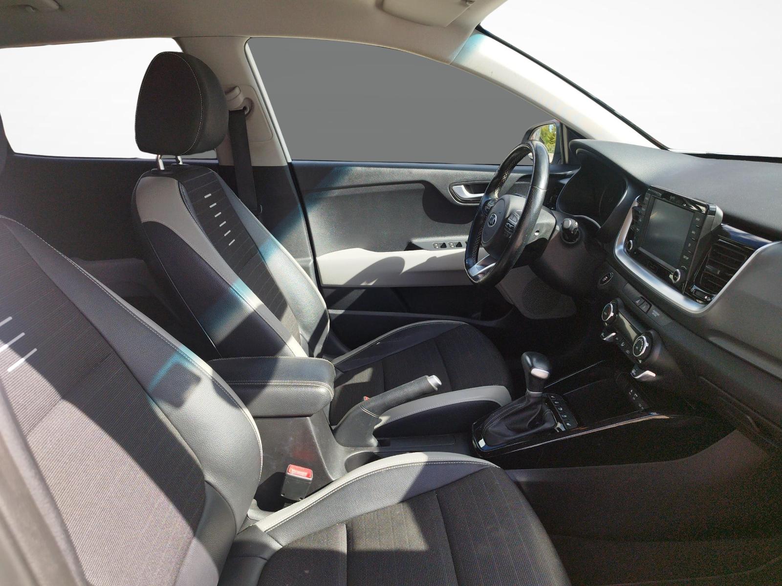 KIA Stonic 1.0 T-GDi-image-9