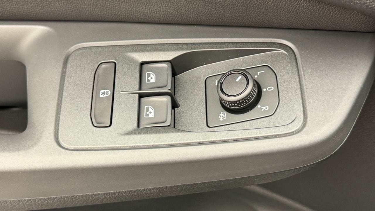 VW Caddy Maxi 1.5 TSI Plug in Hybrid Style DSG-image-8