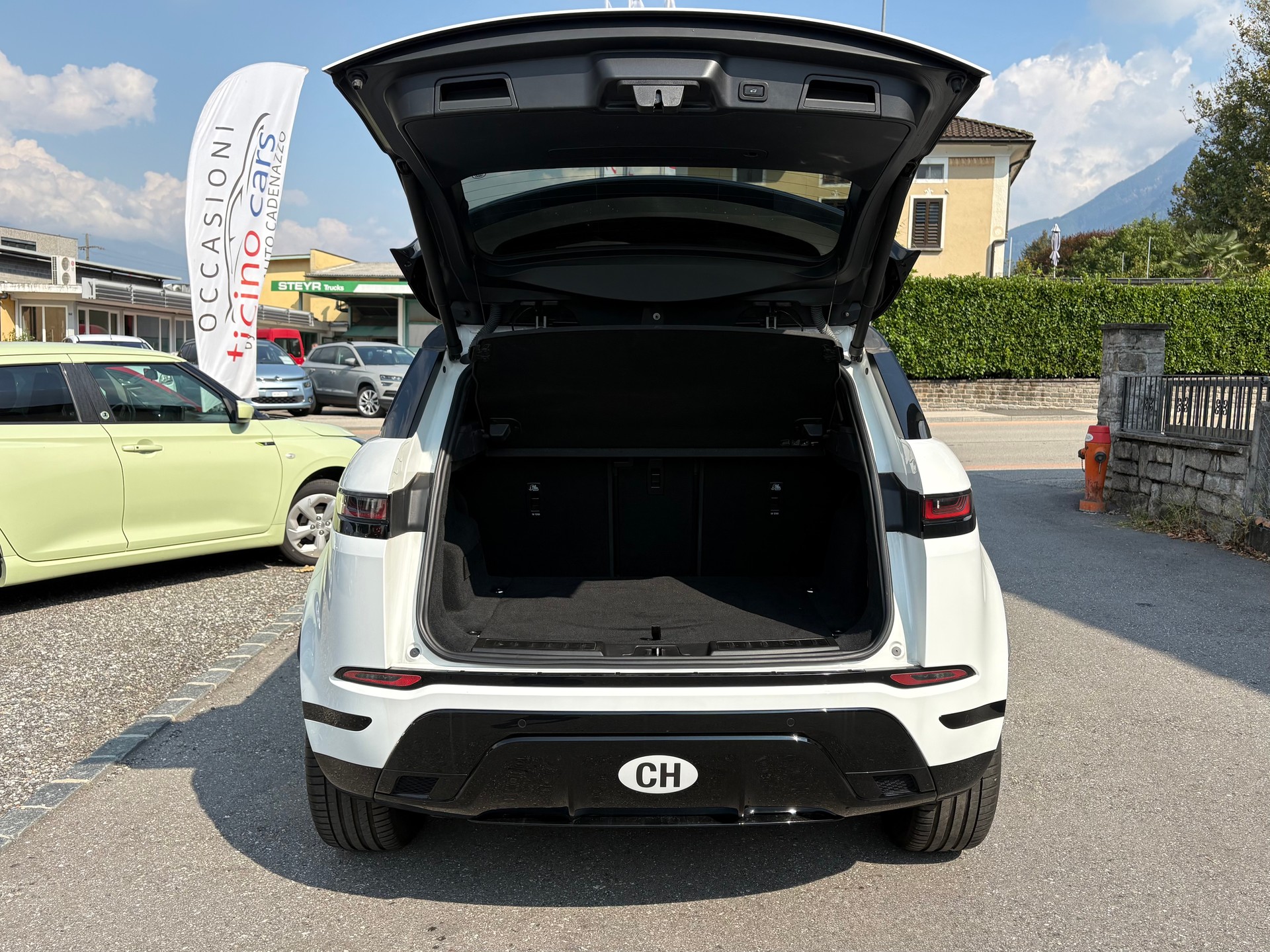 LAND ROVER Range Rover Evoque R-Dynamic P 200 S AT9-image-14