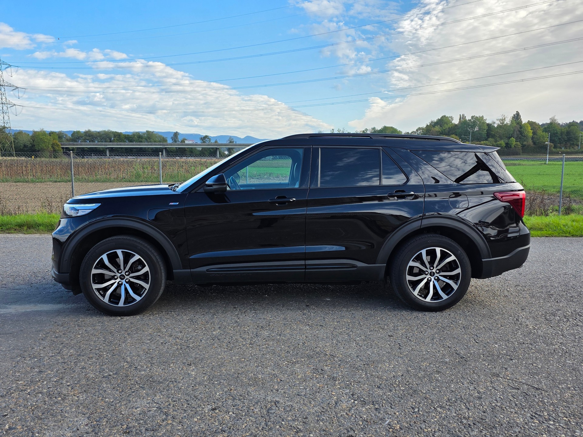 FORD Explorer 3.0 EcoB. Plug-in-Hybrid ST-Line 4WD Aut.-image-2