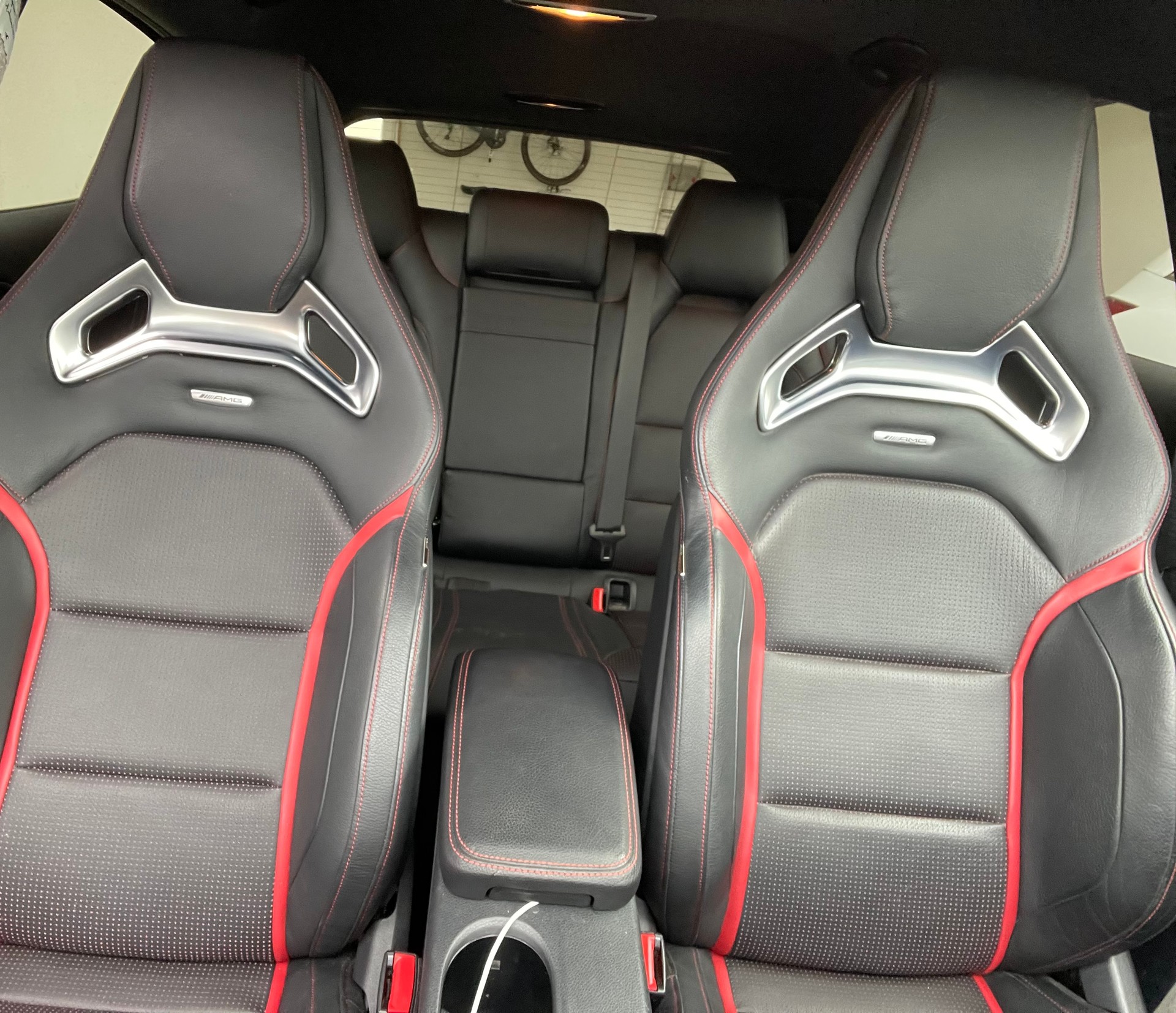 MERCEDES-BENZ GLA 45 AMG 4m-image-3
