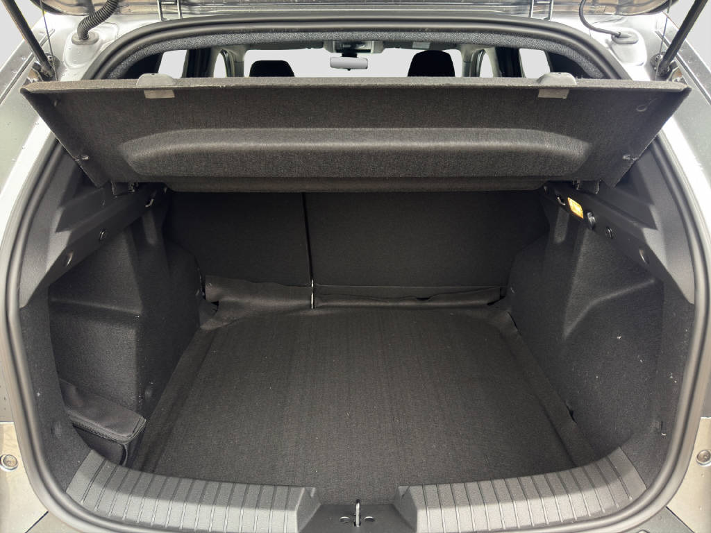DACIA Duster 1.2 Hybrid Journey 4WD-image-11