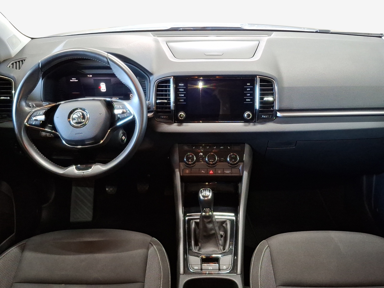 SKODA Karoq 1.5 TSI Ambition-image-8