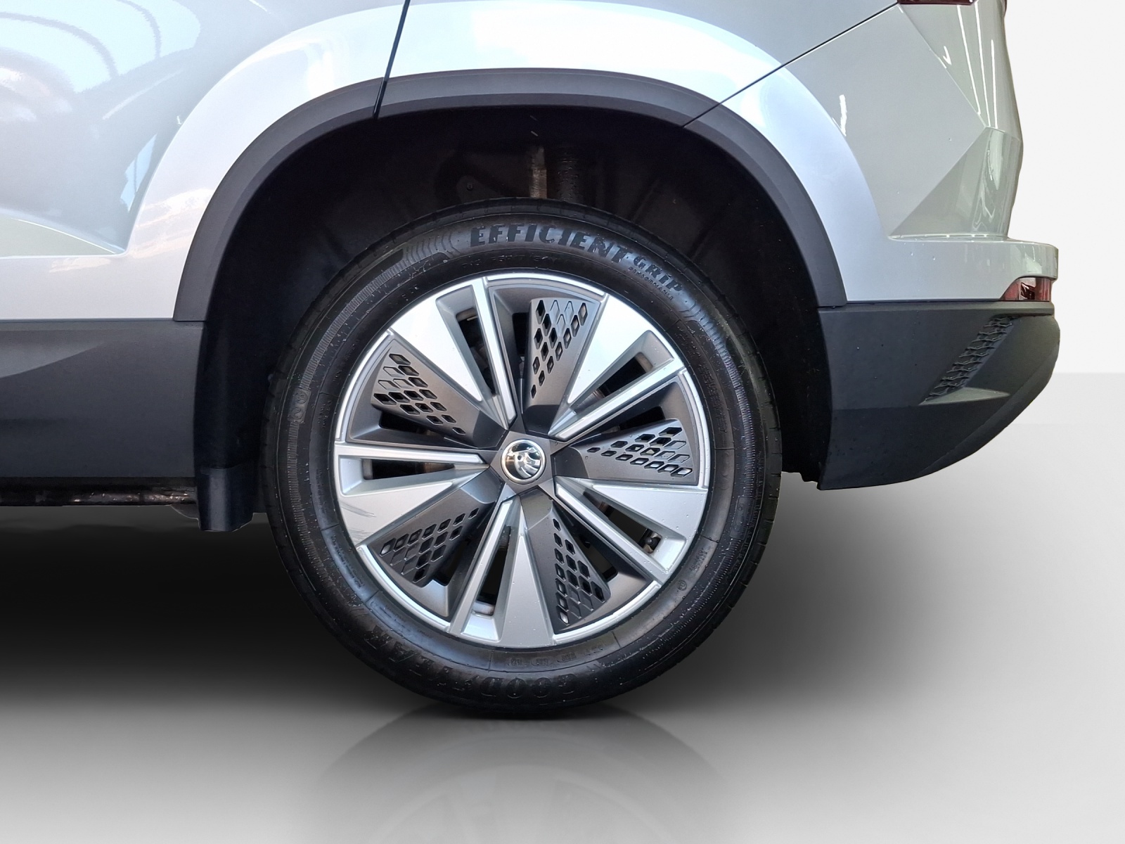 SKODA Karoq 1.5 TSI Ambition-image-13