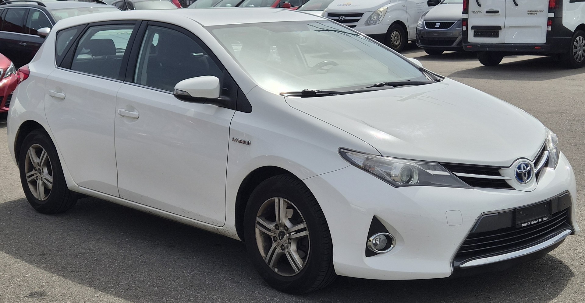 TOYOTA Auris 1.8 16V HSD Linea Luna-image-7
