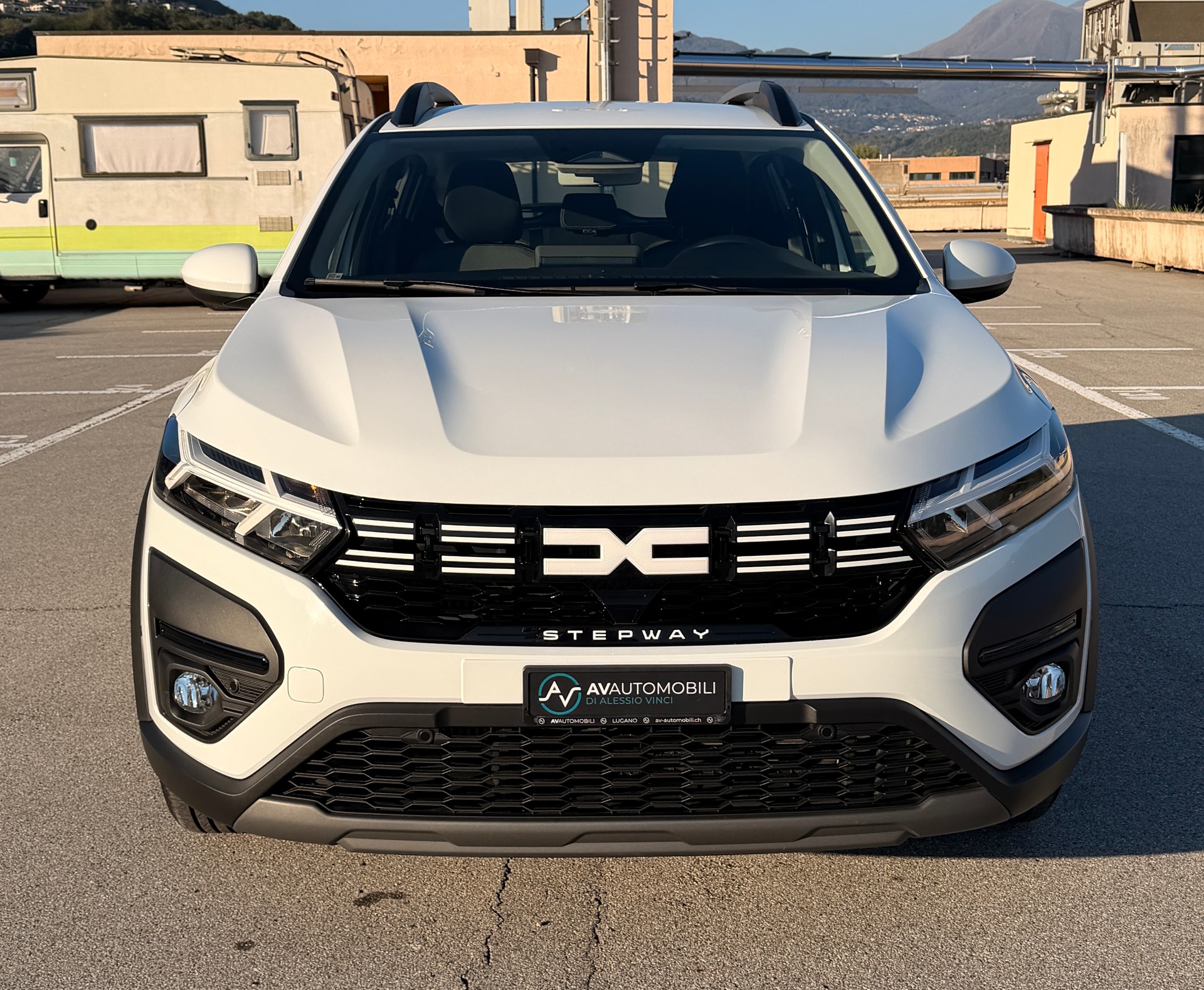 DACIA Sandero Stepway TCe 90 Expression CVT-image-2