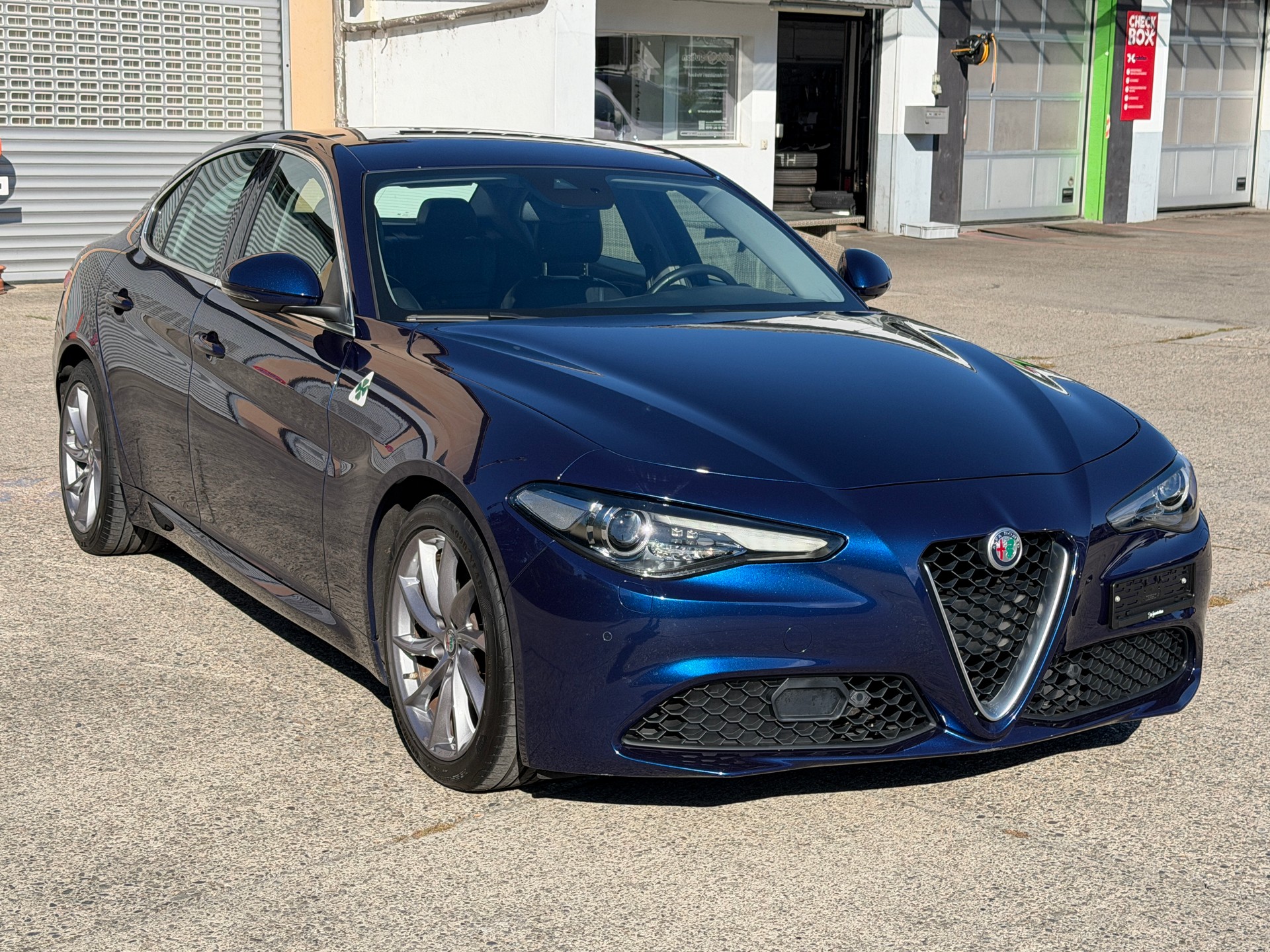 ALFA ROMEO Giulia 2.2 JTDM Super Automatic-image-6