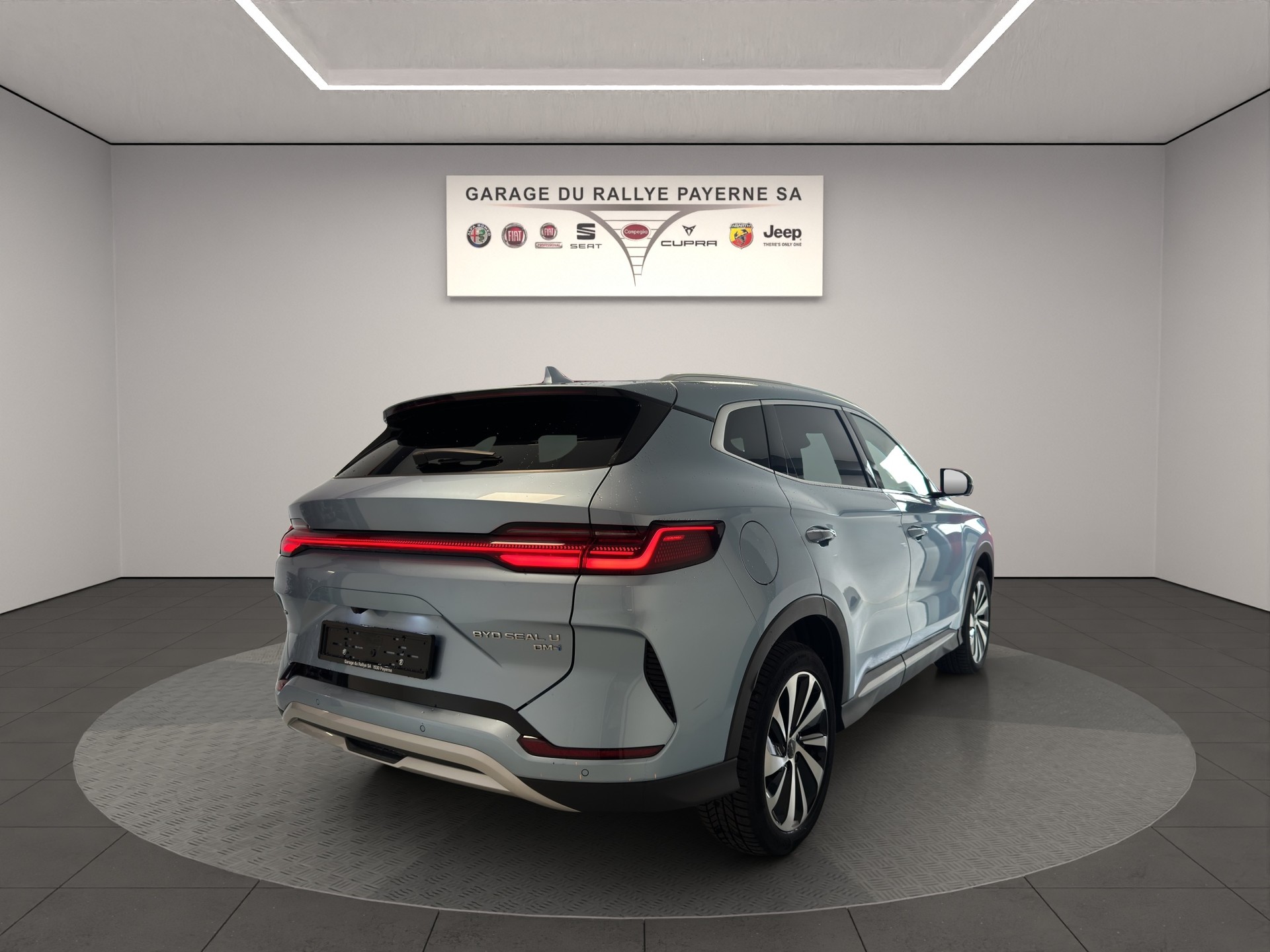 BYD Seal U DM-i Design AWD-image-4