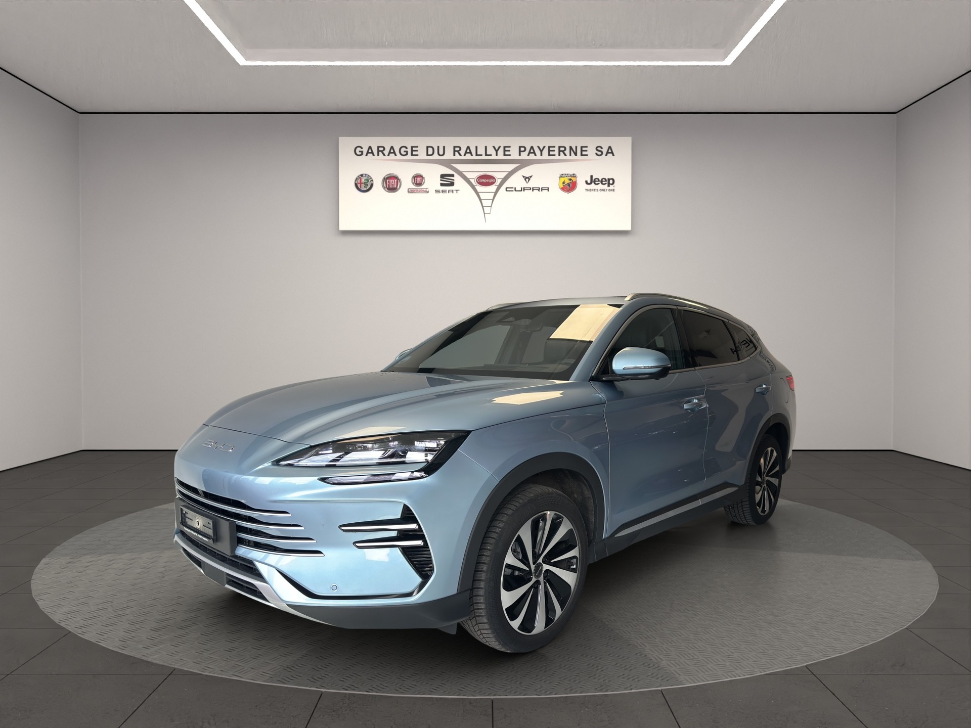 BYD Seal U DM-i Design AWD-image-1