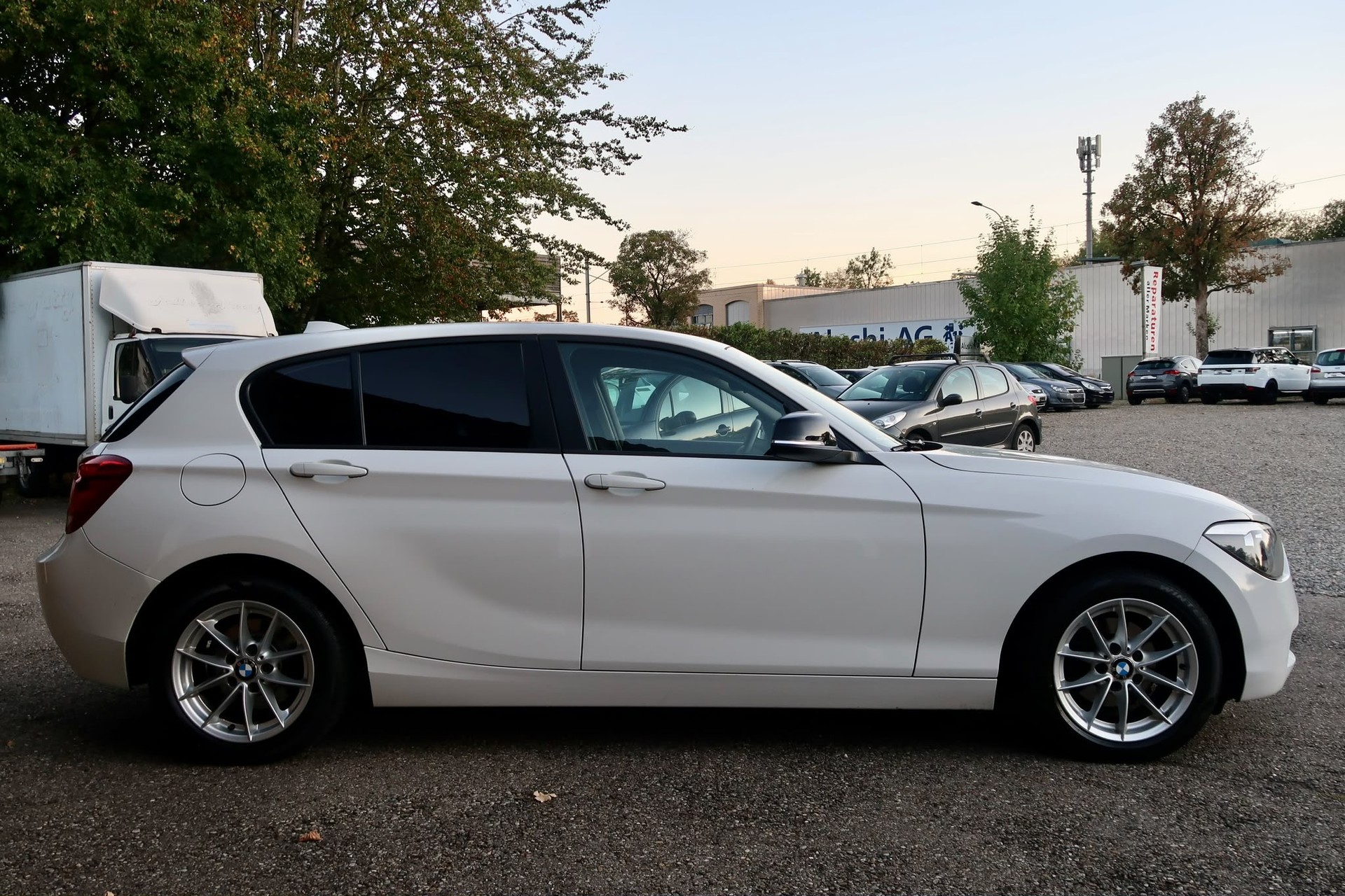 BMW 118d Urban Line-image-4