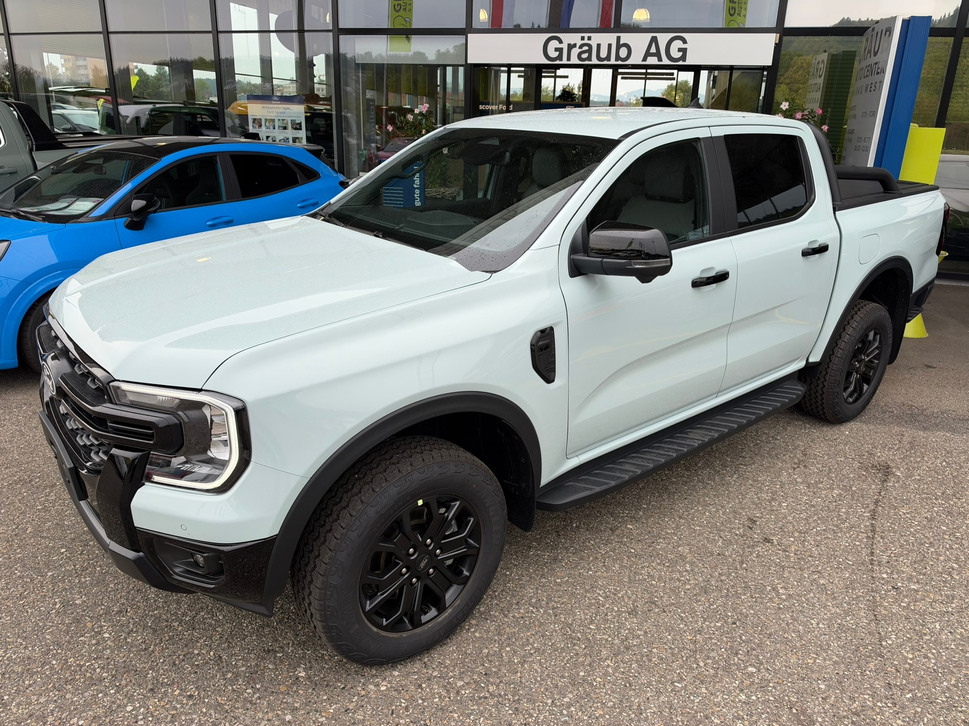 FORD Ranger Limited Chill grey Edition - 3.0 Eco Blue e-4WD Automat-image-2