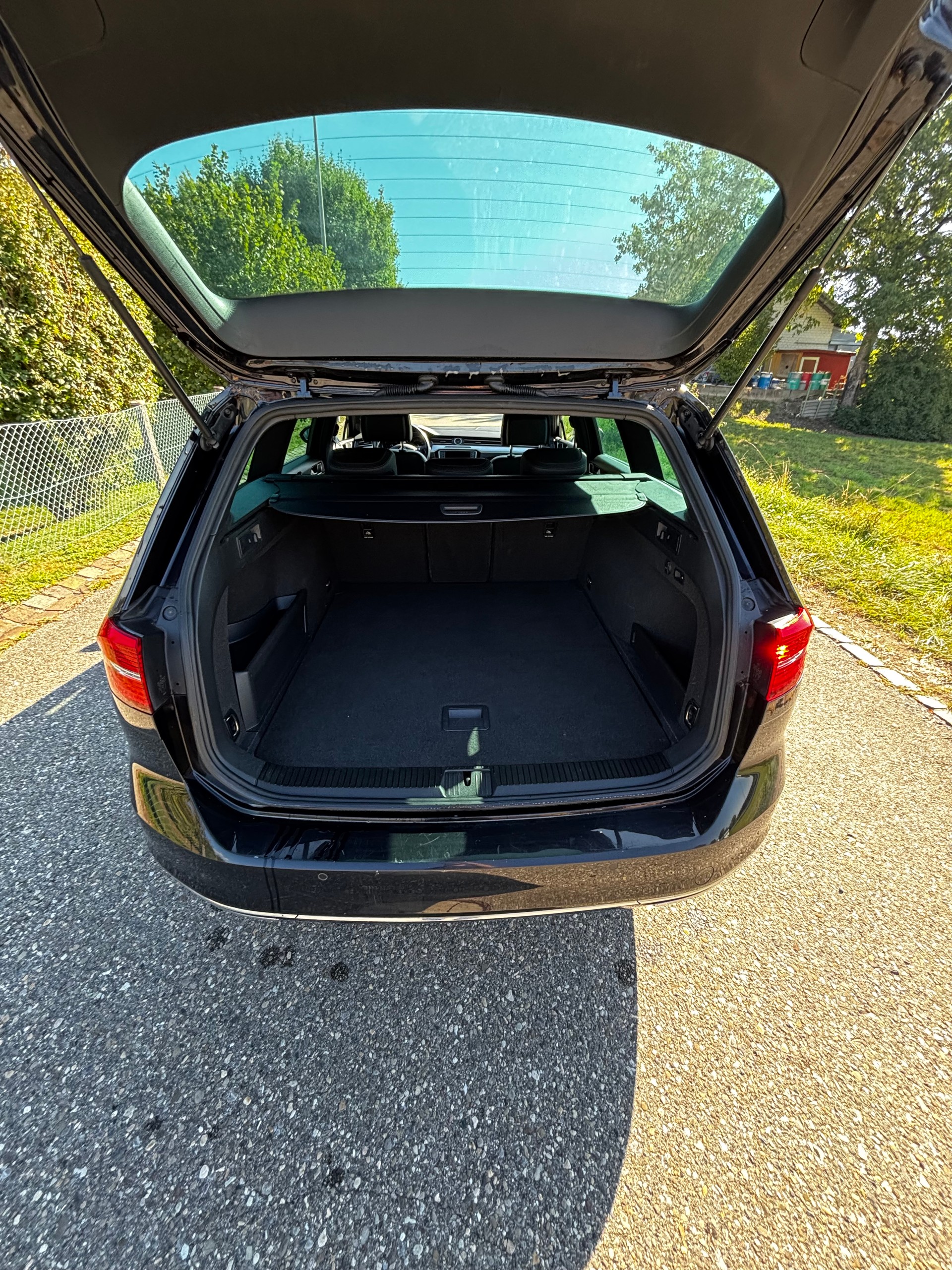 VW Passat Variant 1.4 TSI GTE Hybrid DSG-image-14