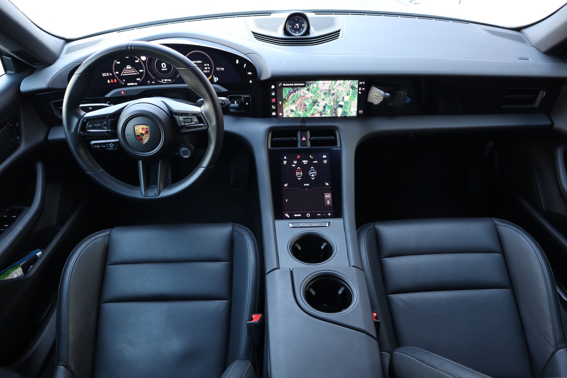PORSCHE Taycan 4S Cross Turismo * Porsche Approved *-image-16