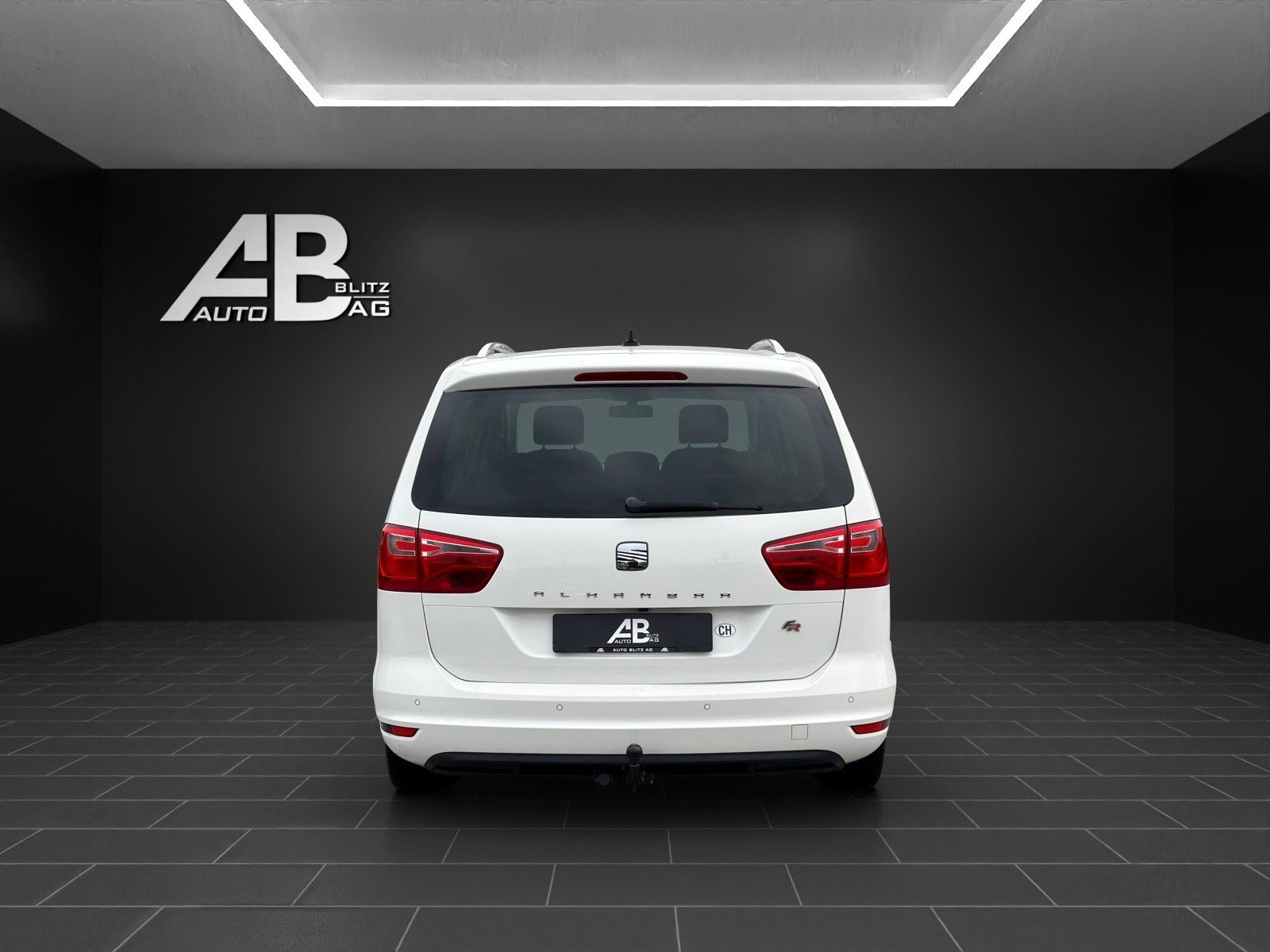 SEAT Alhambra 2.0 TDI Style Eco DSG mit 170 PS * 7-Plätzer *-image-3