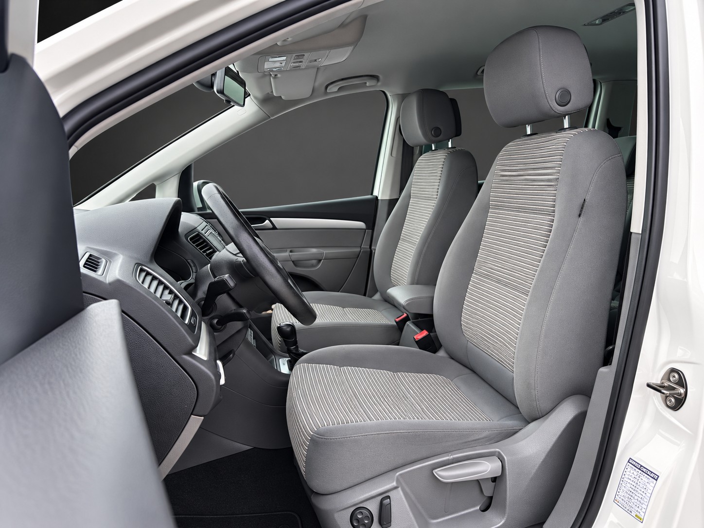 SEAT Alhambra 2.0 TDI Style Eco DSG mit 170 PS * 7-Plätzer *-image-6