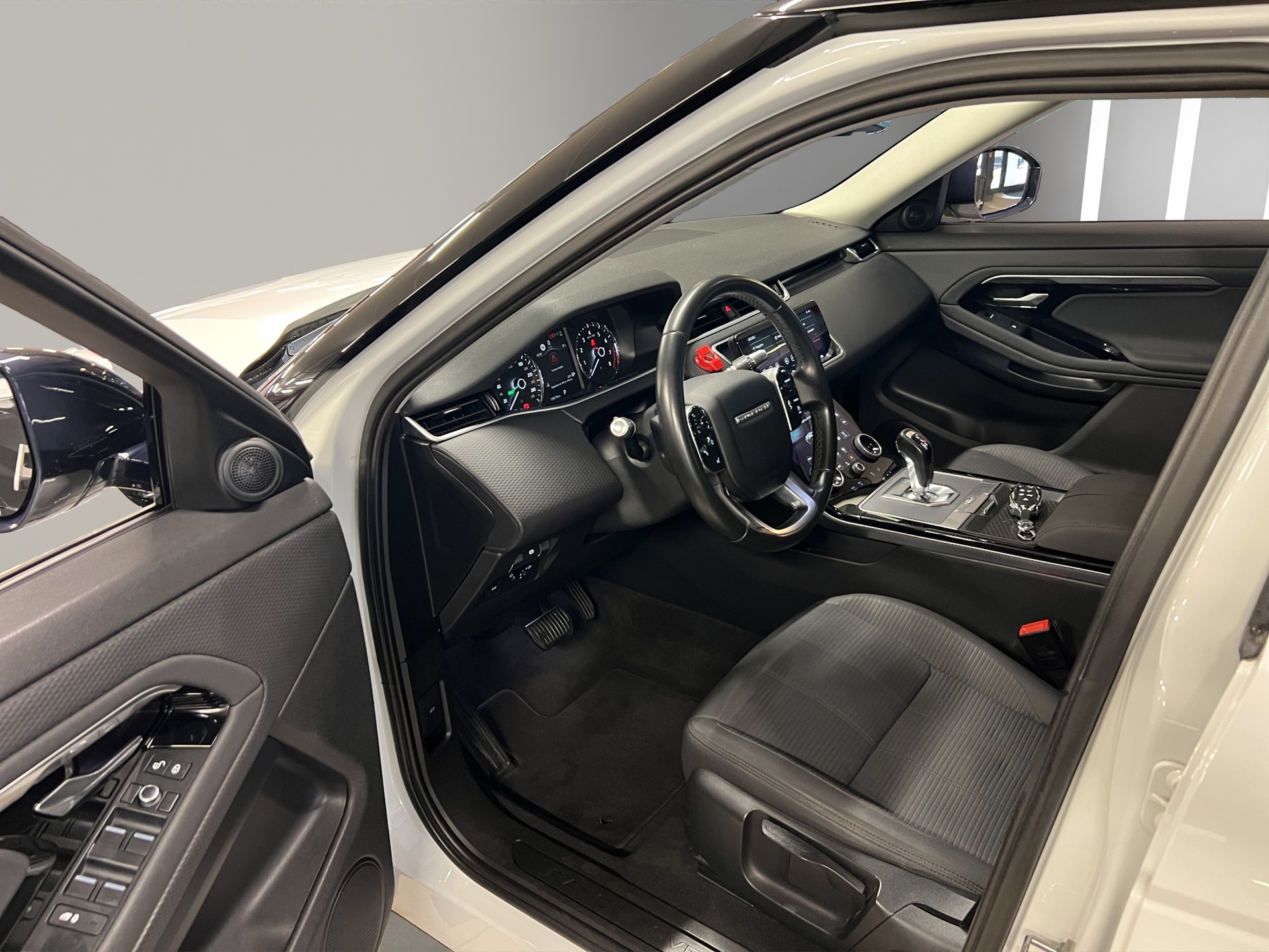 LAND ROVER Range Rover Evoque P 200 MHEV AT9 LEASING à partir de CHF 380.-/mois-image-7