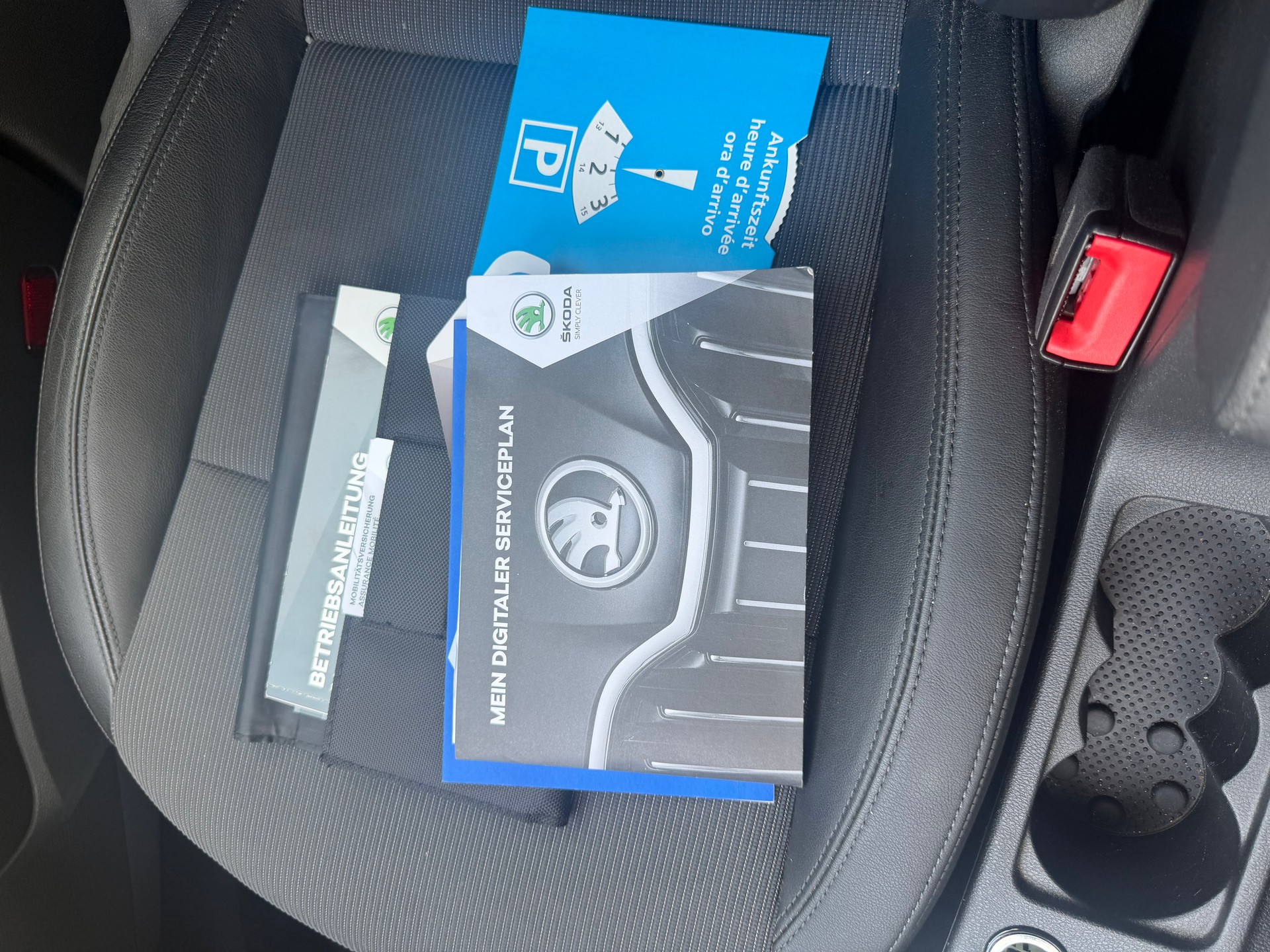 SKODA Octavia Combi 2.0 TDI Ambition 4x4-image-6