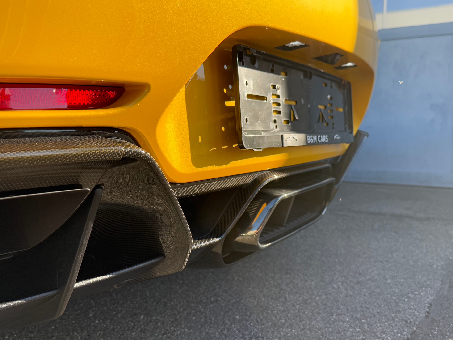 MERCEDES-BENZ AMG GT R Speedshift DCT-image-5