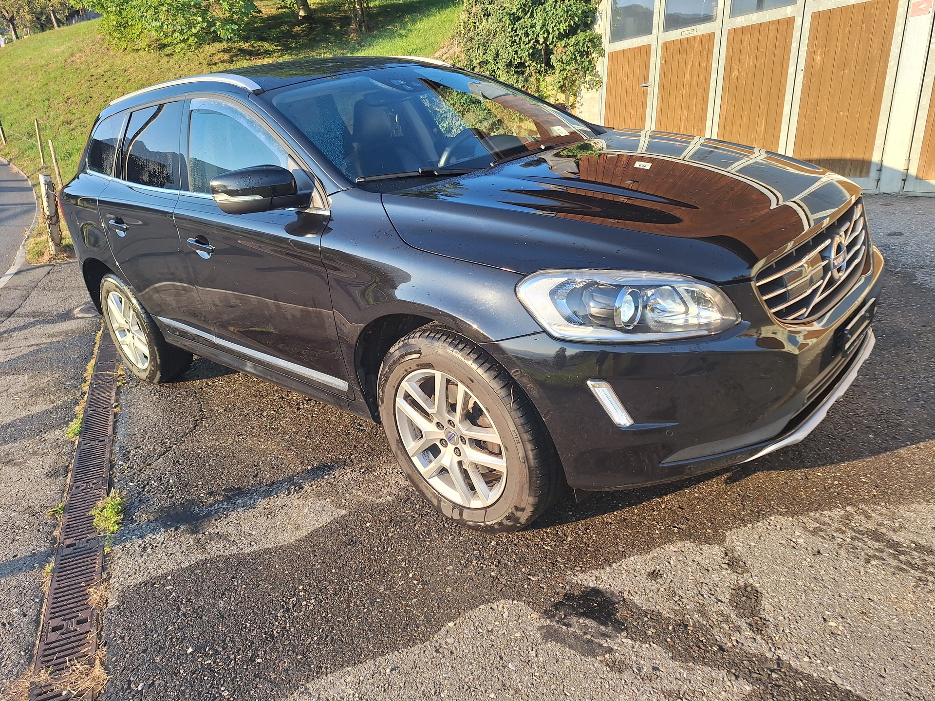 VOLVO 2.4 D4 Summum AWD S/S-image-1