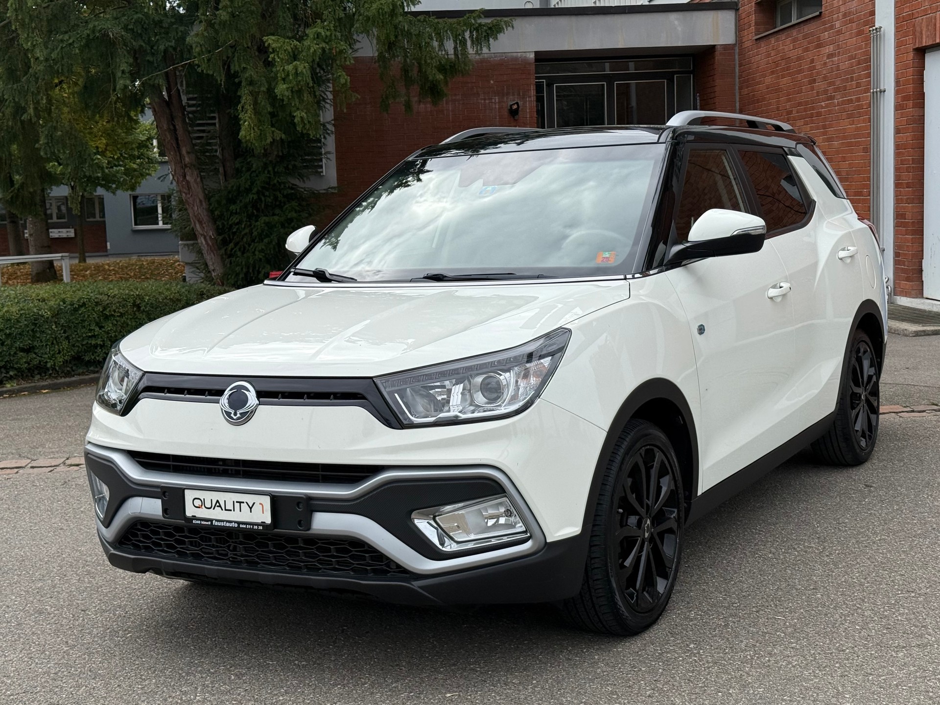 KGM-SsangYong XLV 1.6 eXDi Sapphire 4WD-image-2
