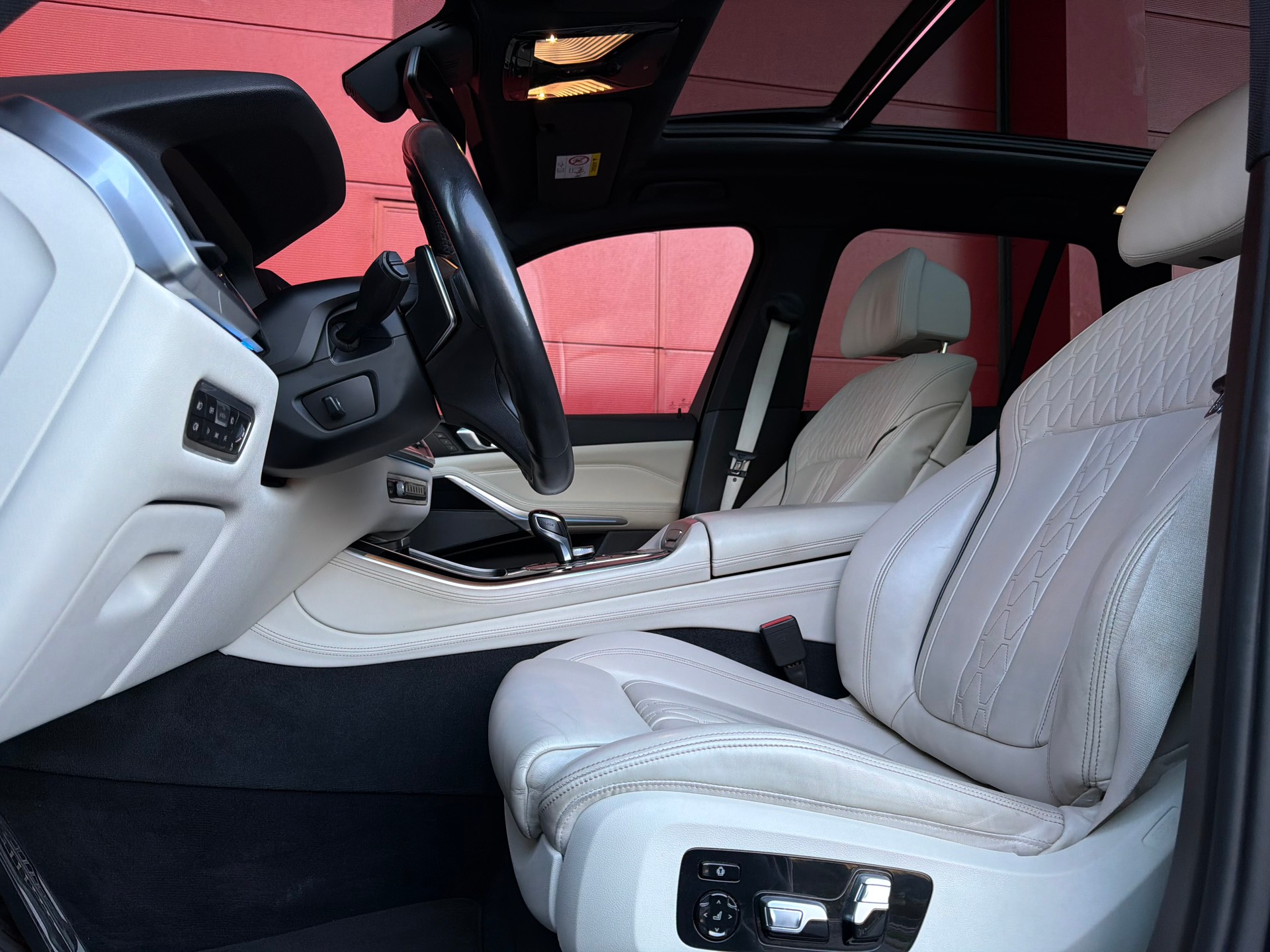 BMW X5 xDrive M50d Steptronic *CH-Fahrzeug*-image-12