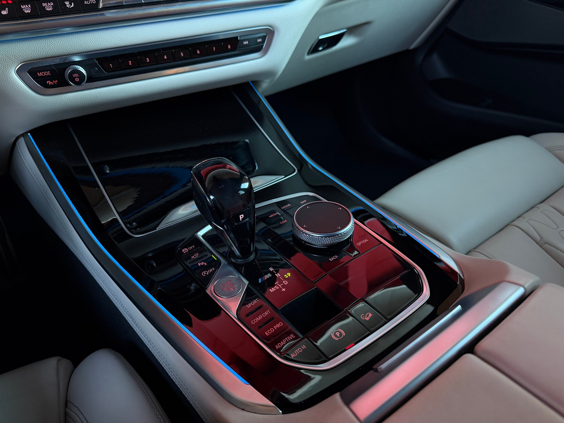 BMW X5 xDrive M50d Steptronic *CH-Fahrzeug*-image-10