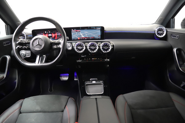 MERCEDES-BENZ A 200 7G-DCT-image-9