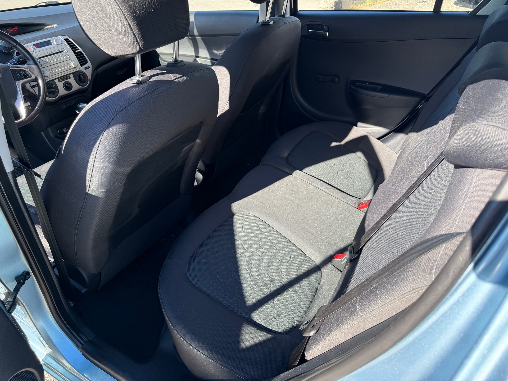 HYUNDAI i20 1.4 Style Automatic-image-10