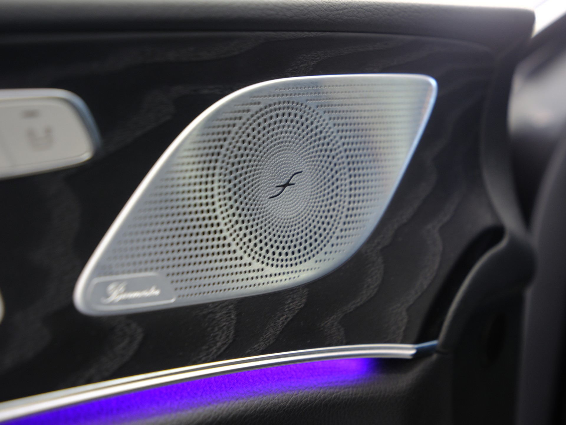 MERCEDES-BENZ CLS 350 AMG Line 9G-Tronic *360° Kamera* *Burmester*-image-19