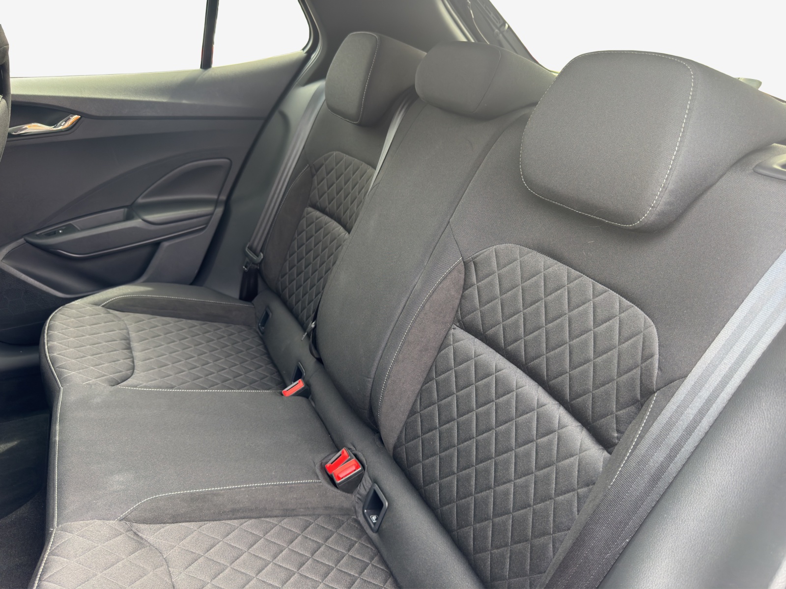 SKODA Fabia 1.5 TSI Dynamic DSG-image-9