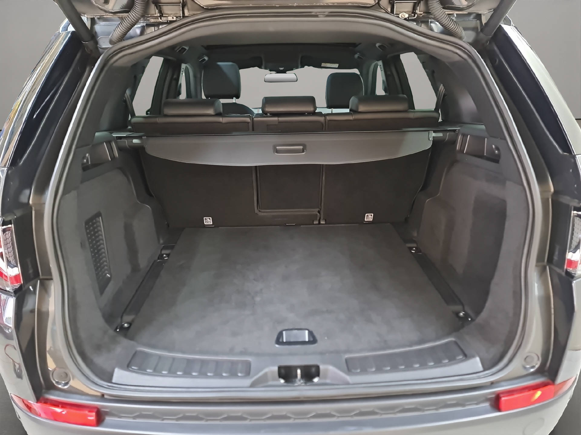 LAND ROVER Discovery Sport 2.0 SD4 HSE-image-11