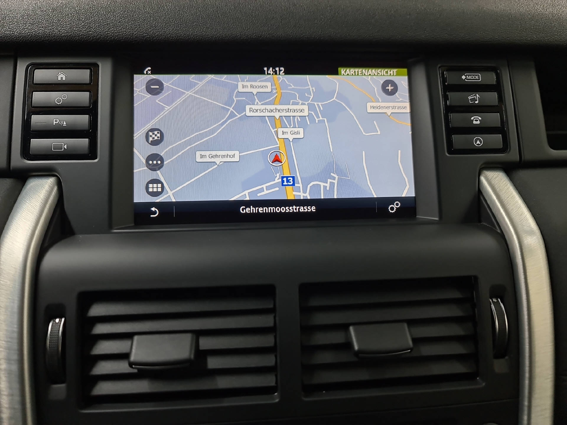 LAND ROVER Discovery Sport 2.0 SD4 HSE-image-8