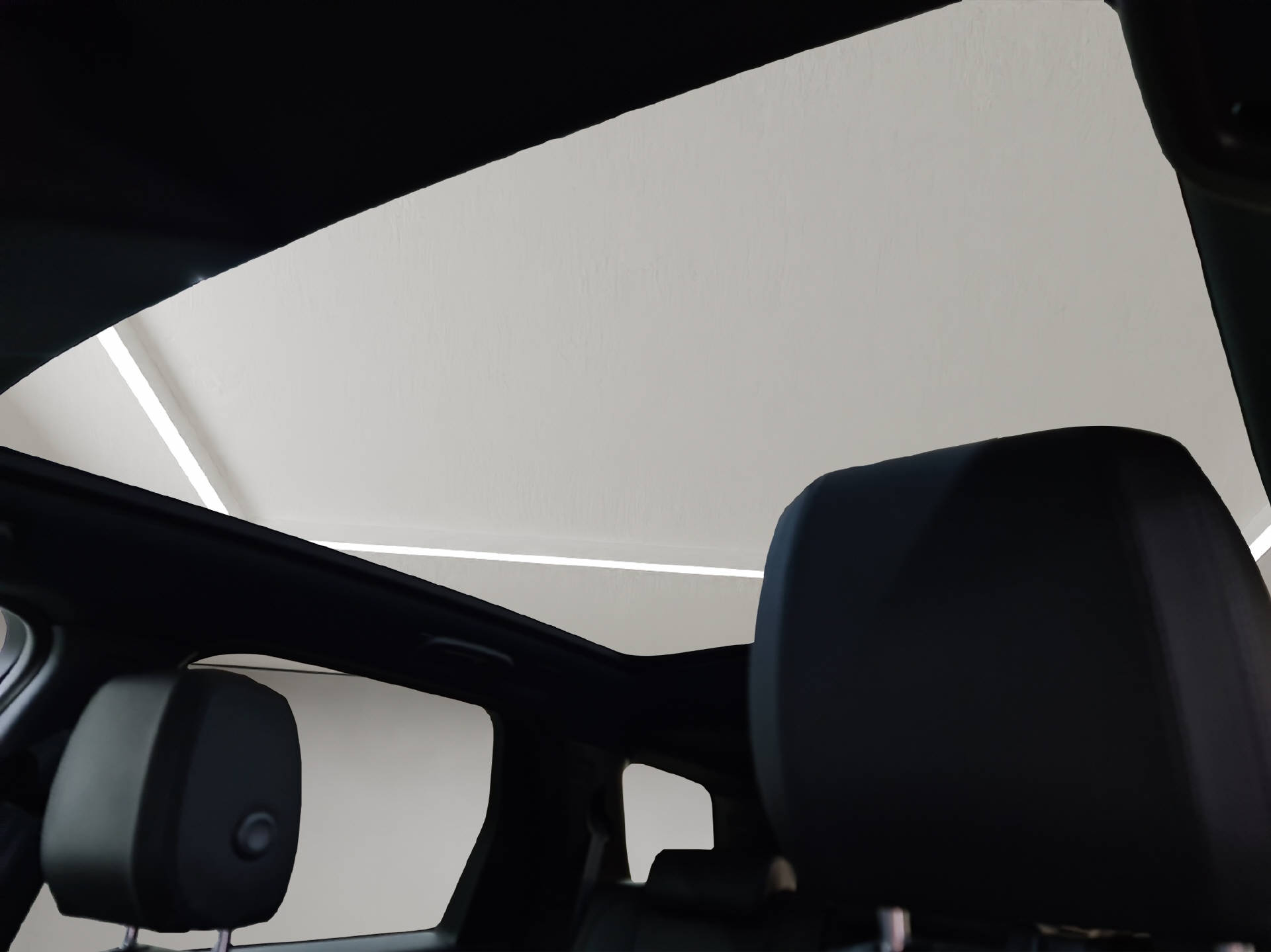 LAND ROVER Discovery Sport 2.0 SD4 HSE-image-14