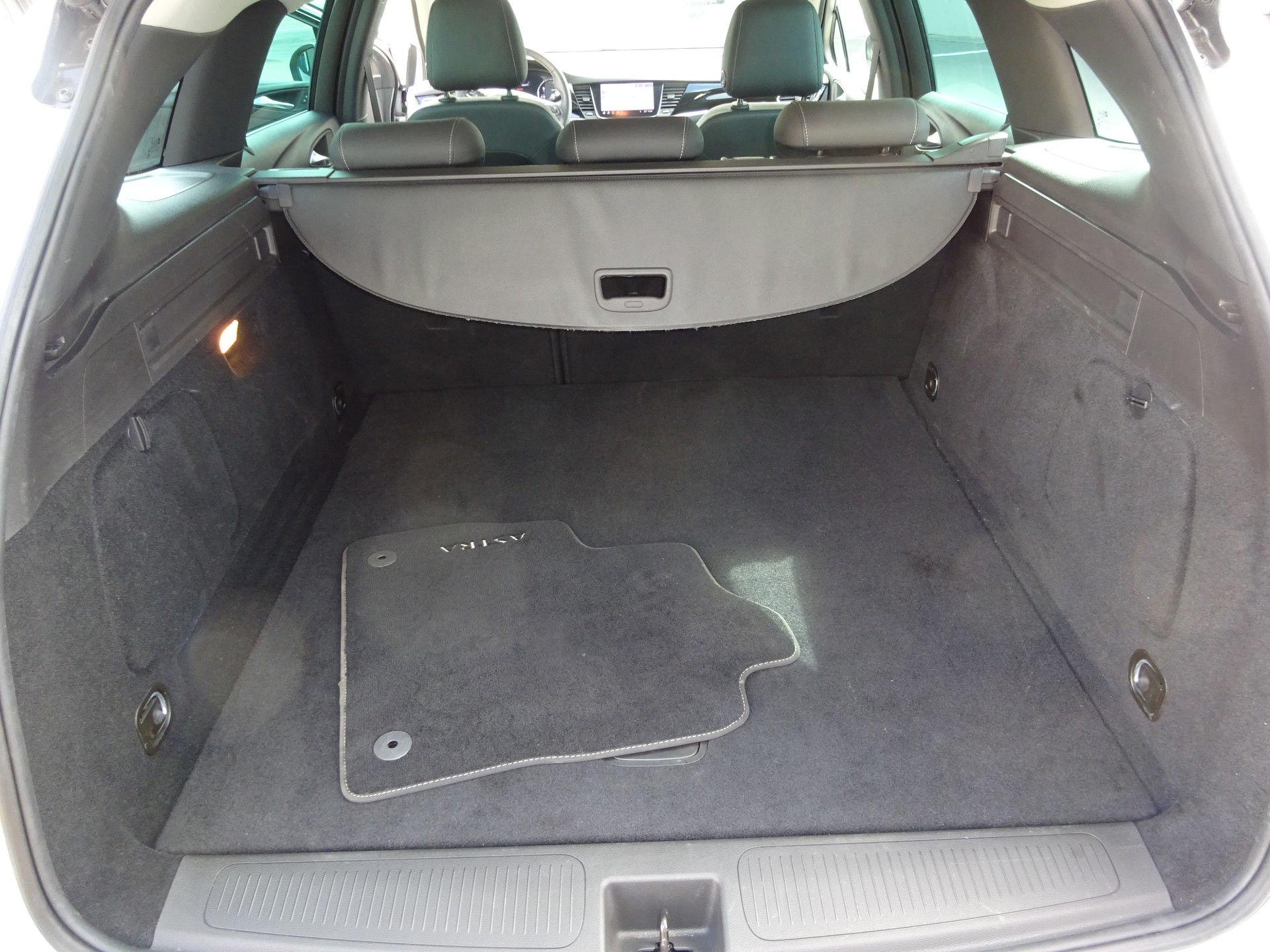 OPEL Astra Sports Tourer 1.4i Turbo Elegance-image-10