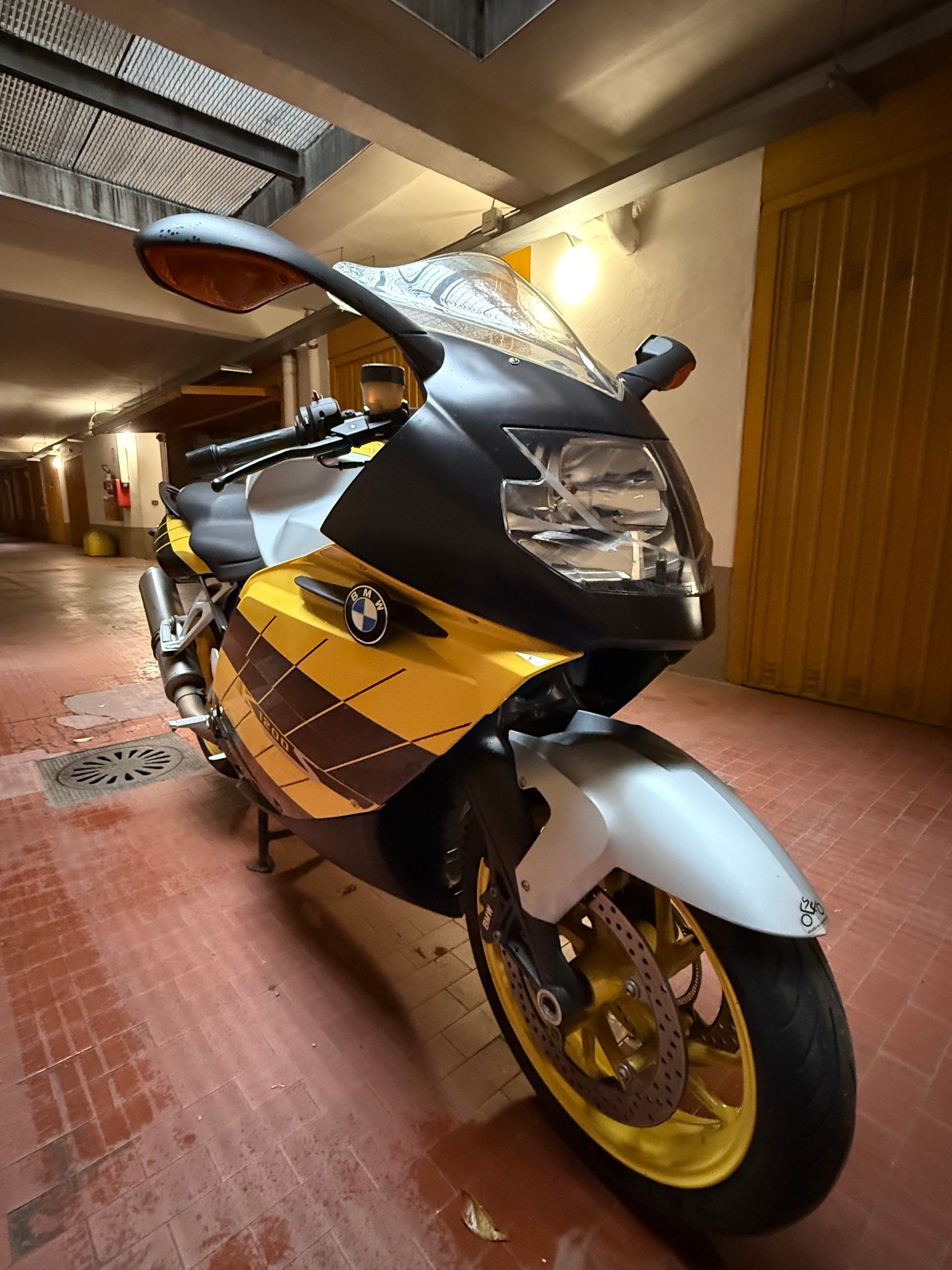 BMW K 1200 S-image-1