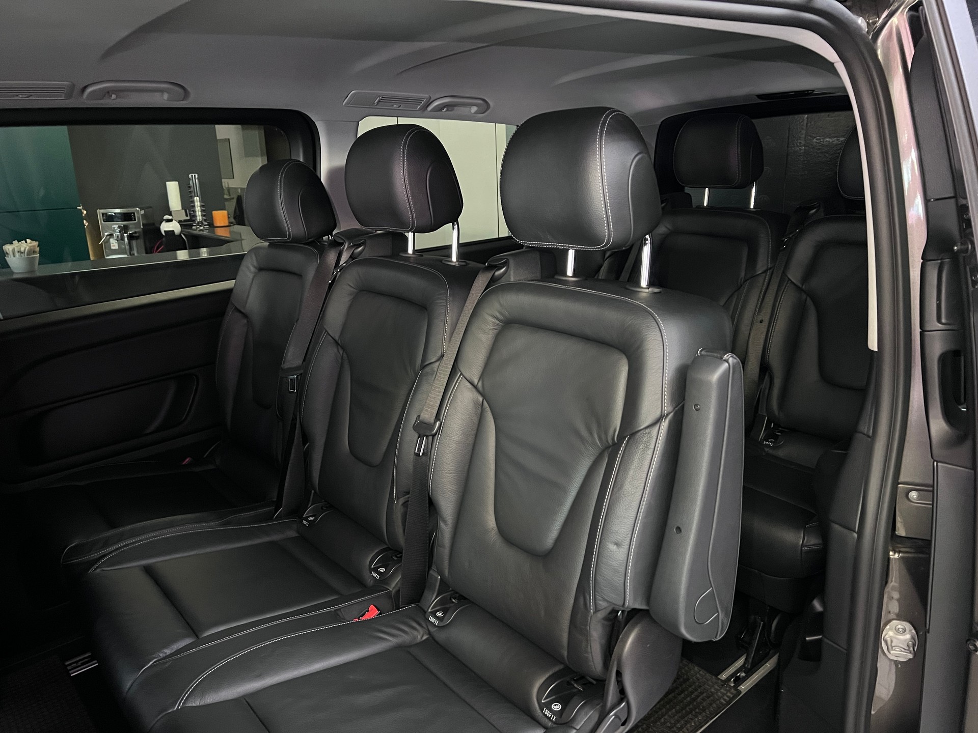 MERCEDES-BENZ V 250 d Avantgarde lang 7G-Tronic-image-11