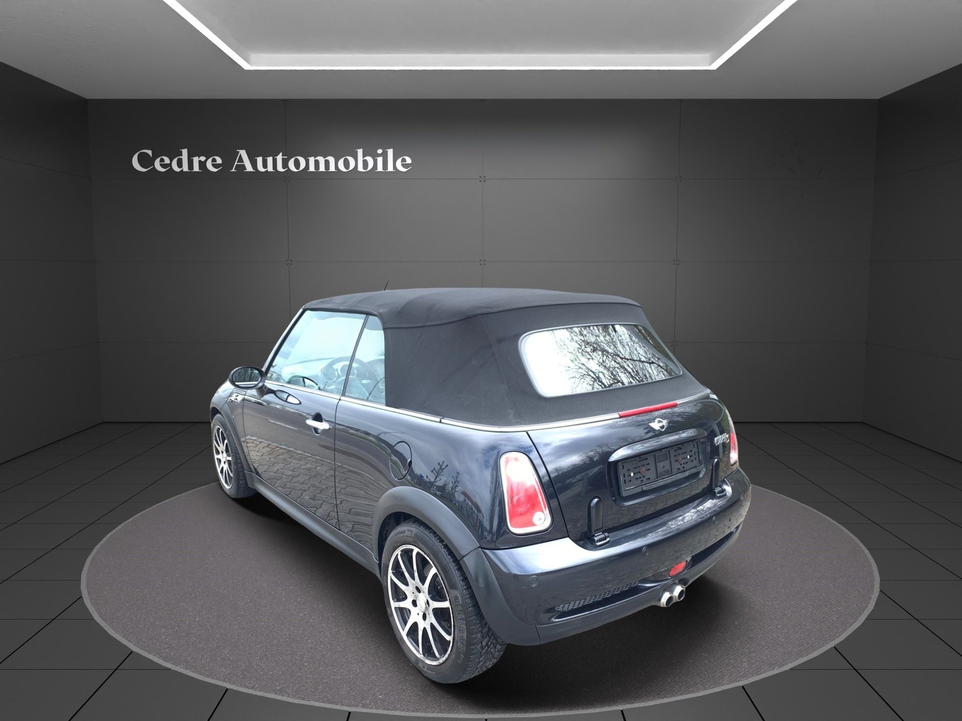 MINI Mini Cabrio Cooper S-image-2