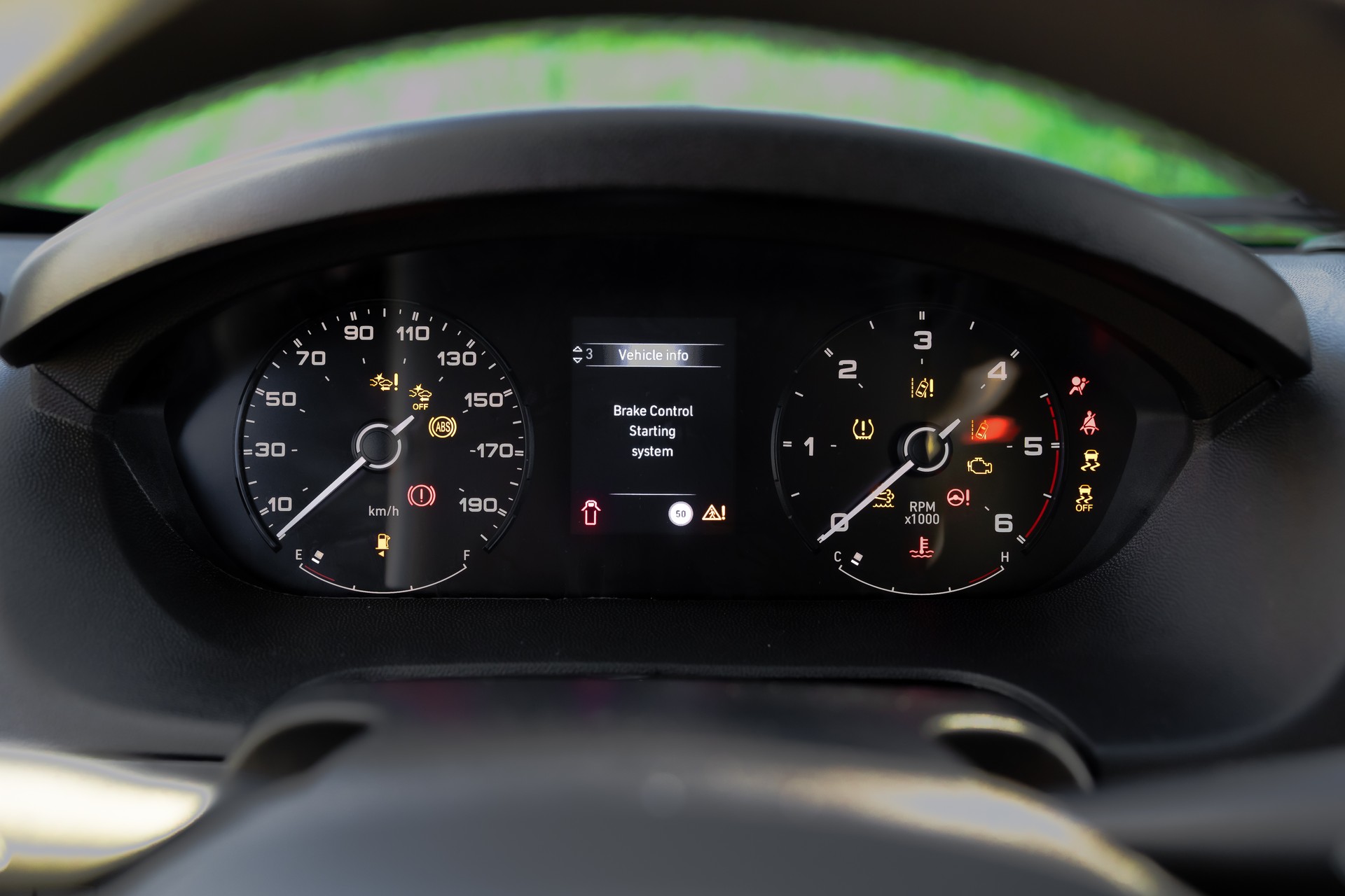 PEUGEOT Boxer L2 H1 2.2 HDI 333 Premium-image-7