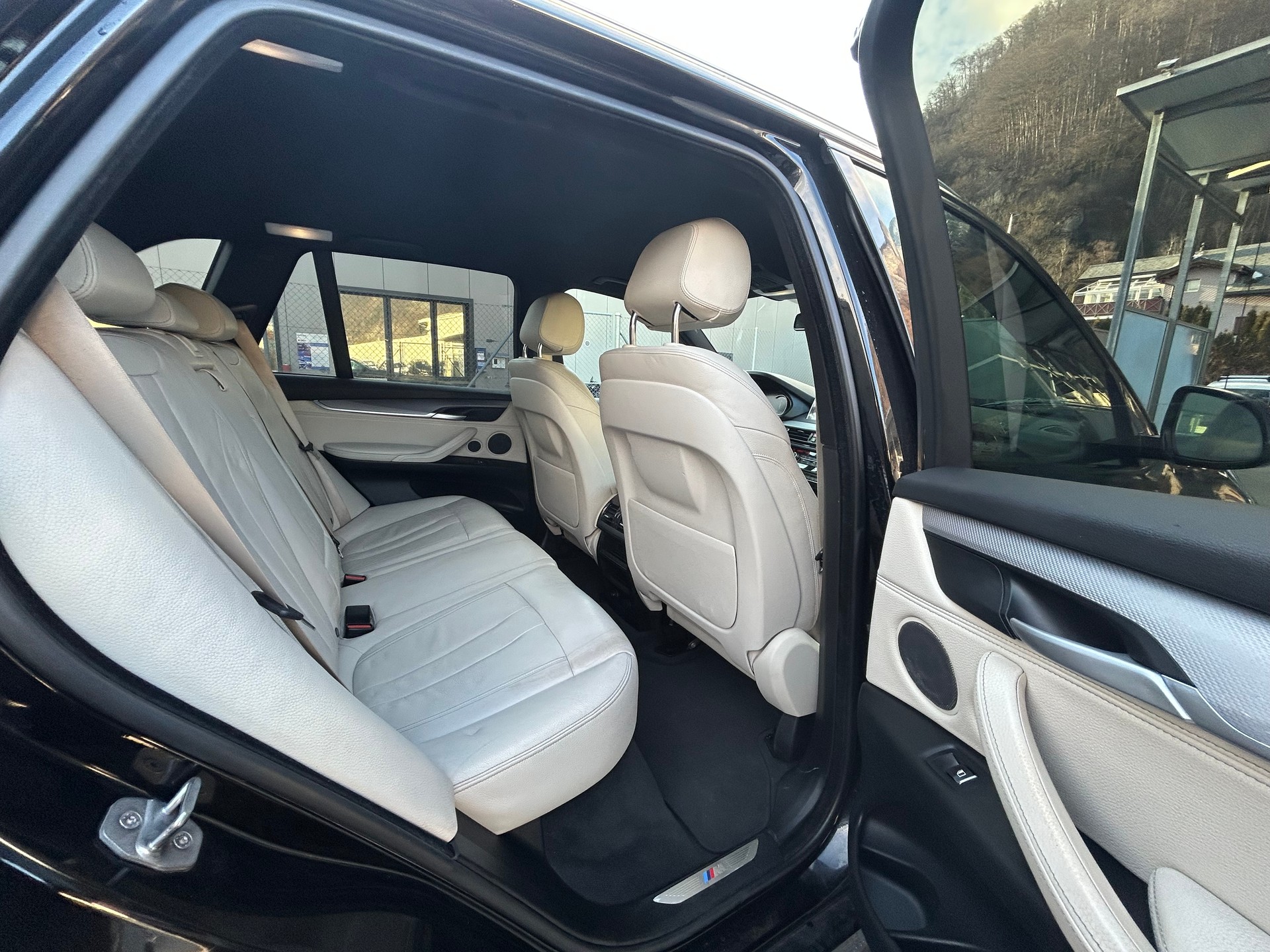 BMW X5 xDrive 25d Steptronic M-Paket-image-13