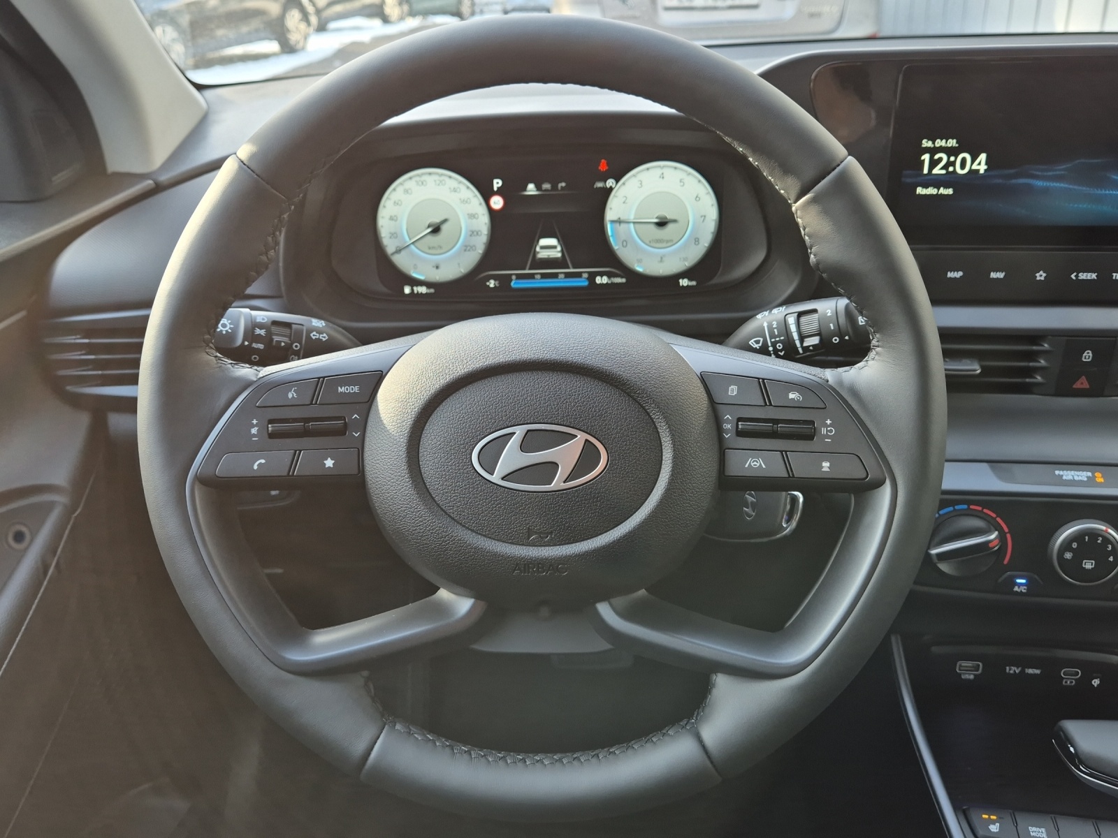 HYUNDAI i20 1.0 T-GDi Amplia-image-6
