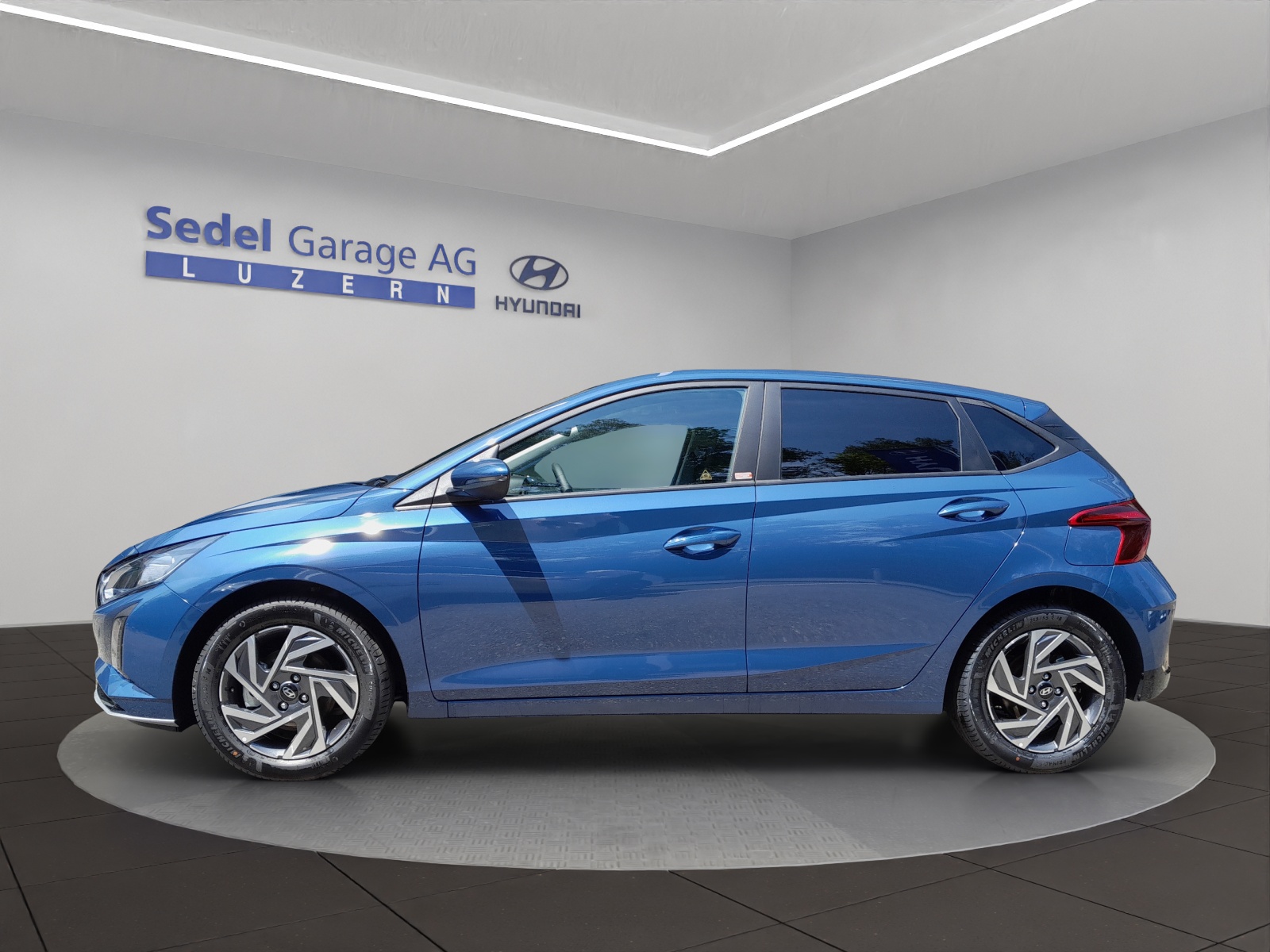 HYUNDAI i20 1.0 T-GDi Amplia-image-2