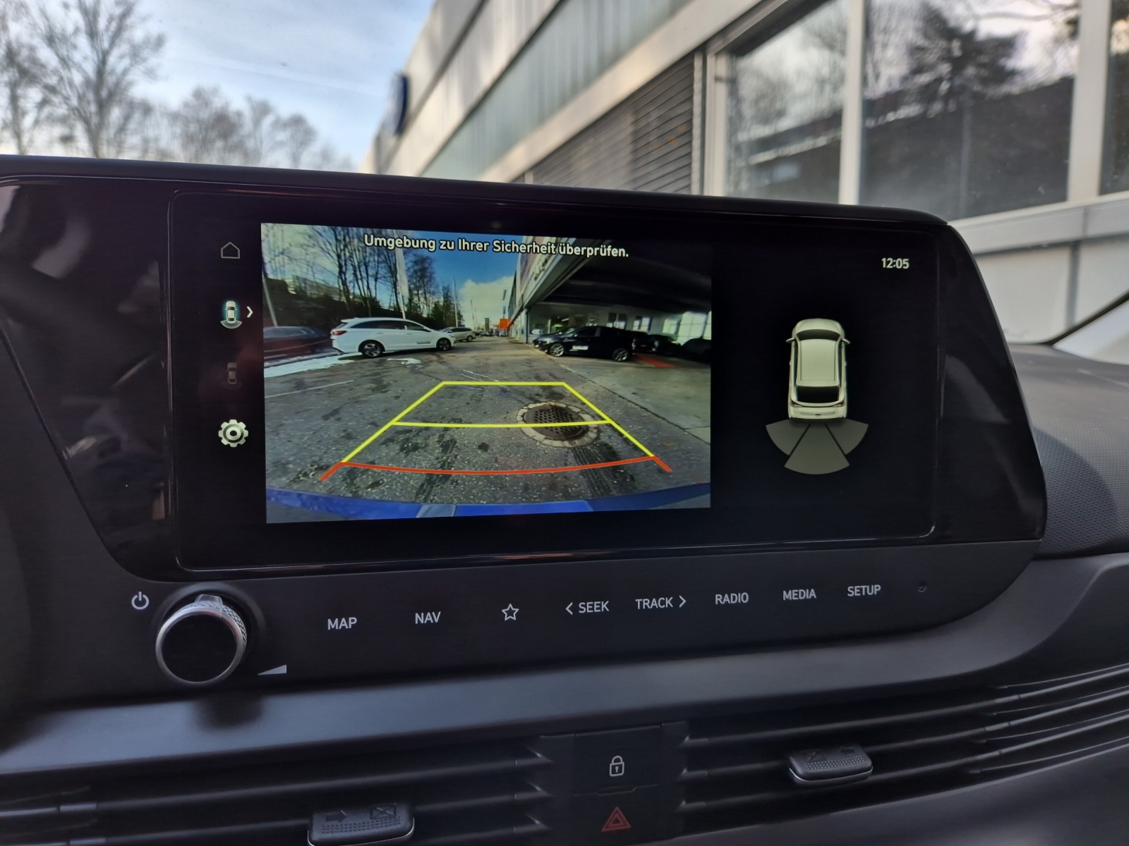 HYUNDAI i20 1.0 T-GDi Amplia-image-12